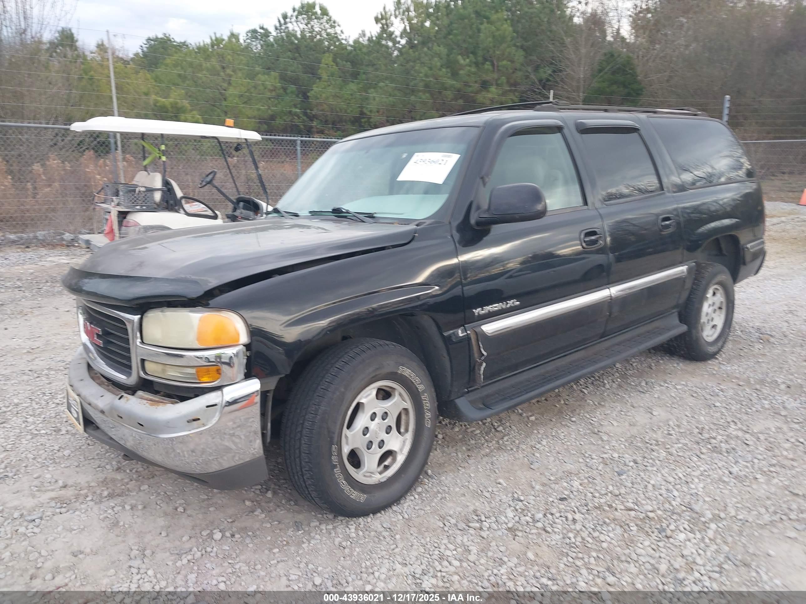 GMC YUKON image 2