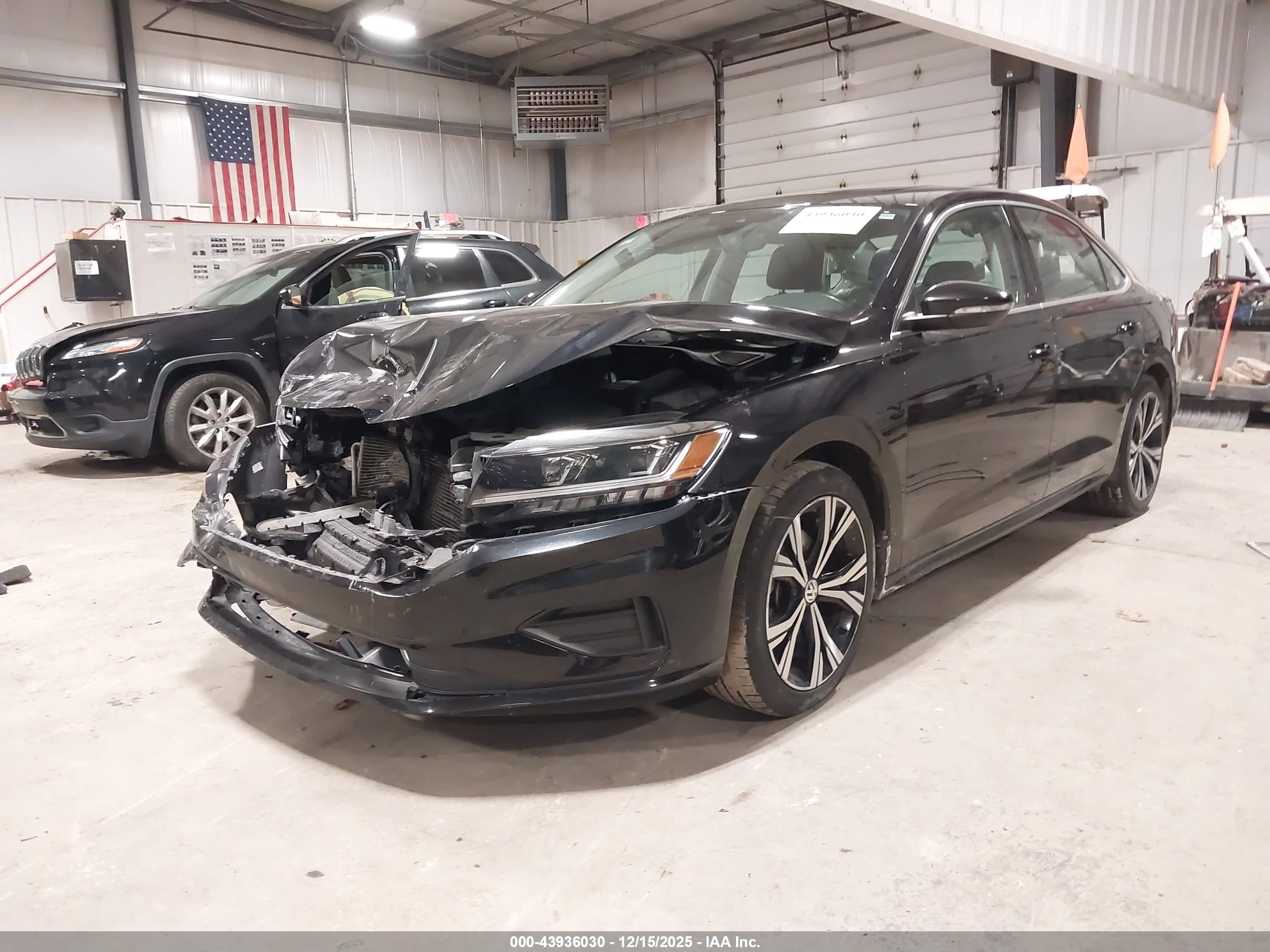 VOLKSWAGEN PASSAT image 2