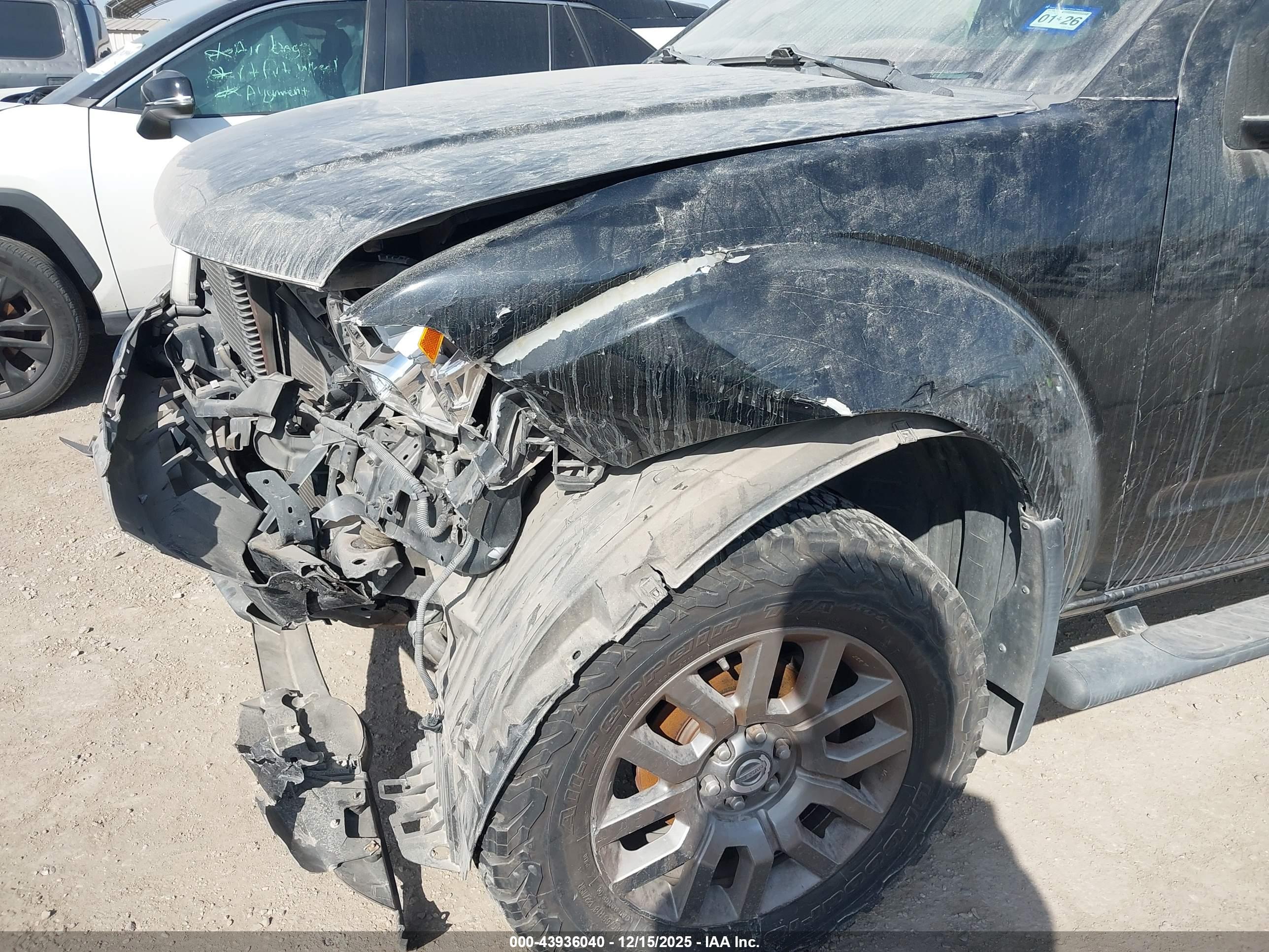 NISSAN FRONTIER image 6