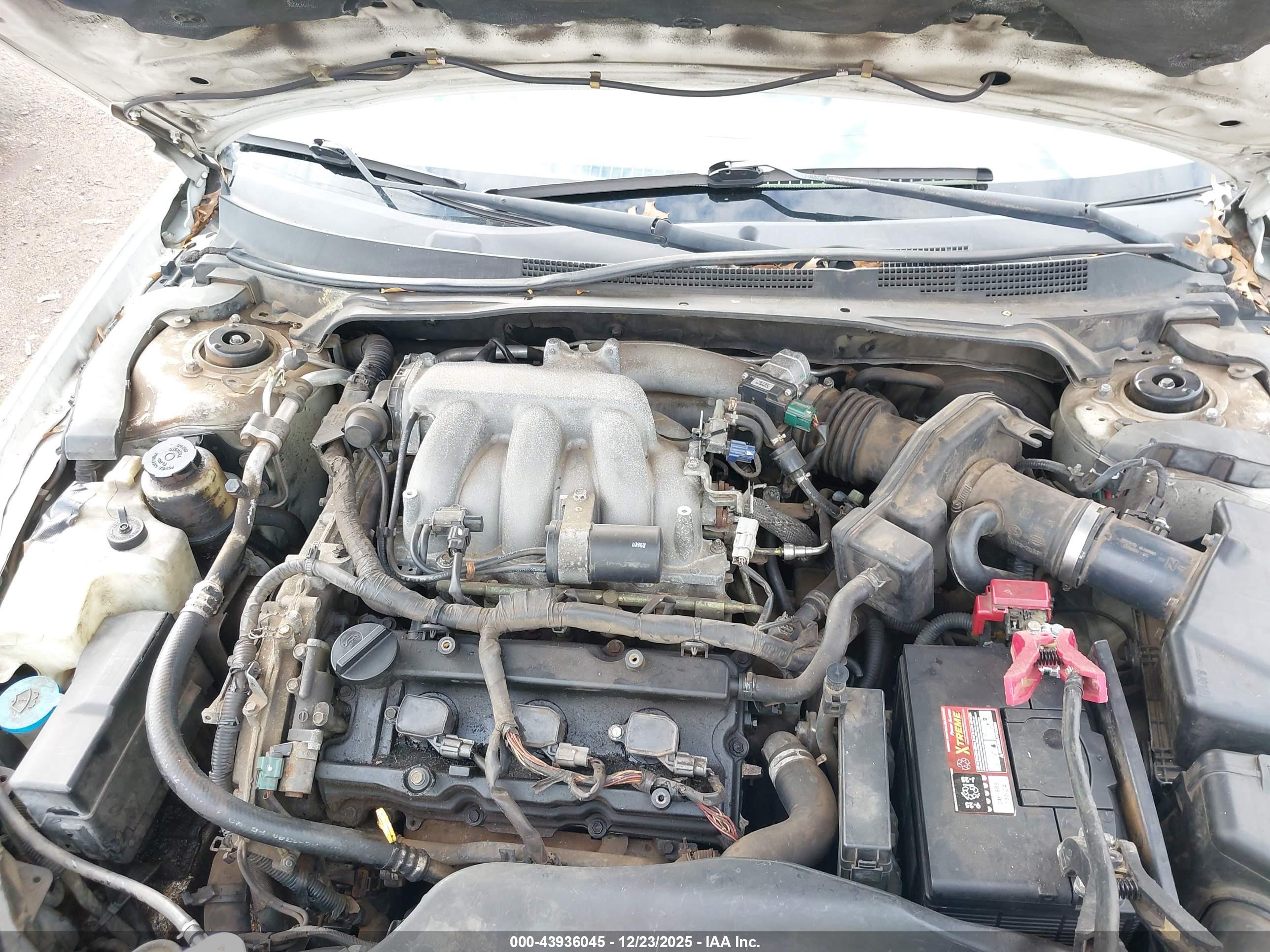 NISSAN ALTIMA image 10