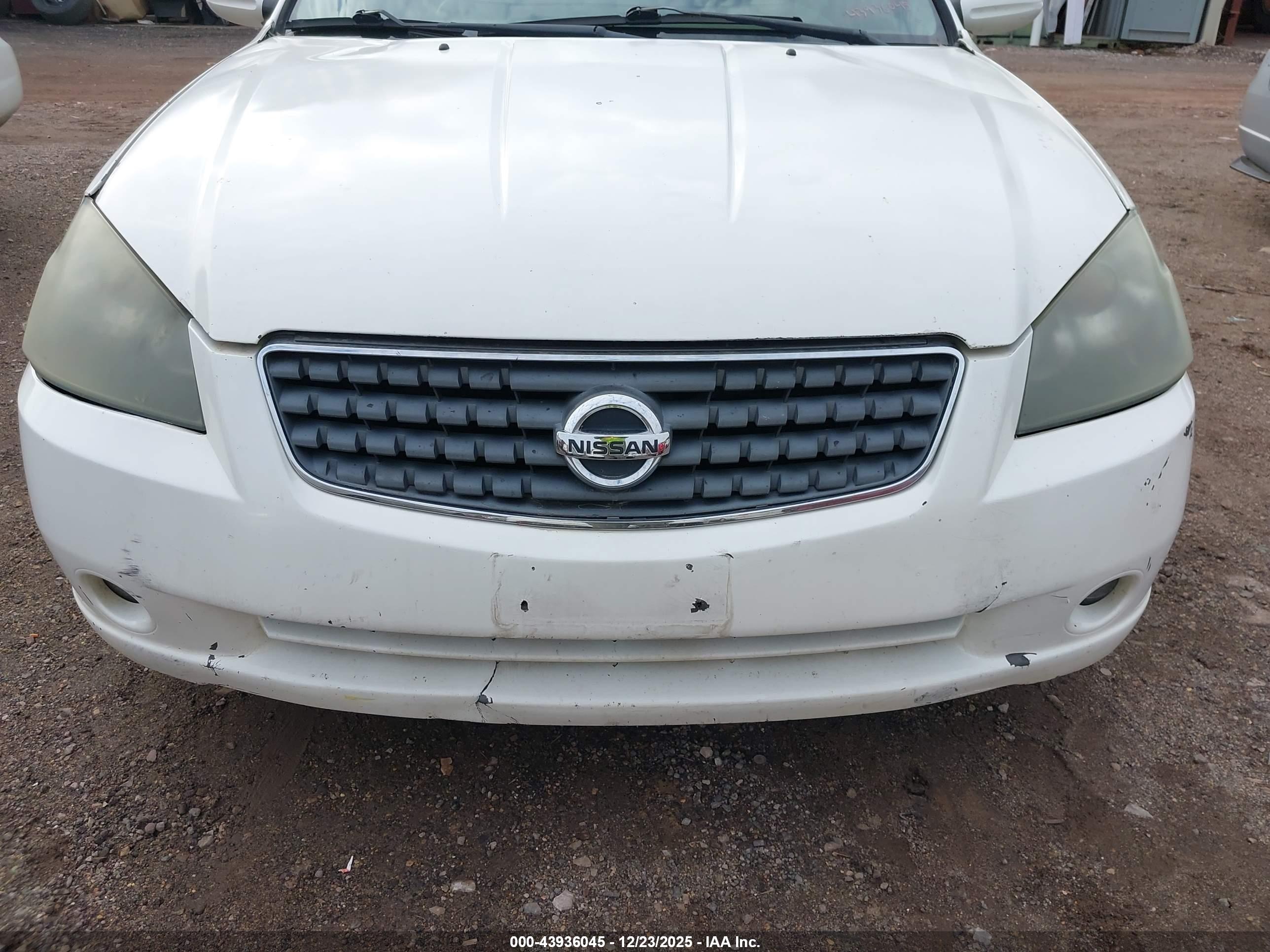 NISSAN ALTIMA image 6