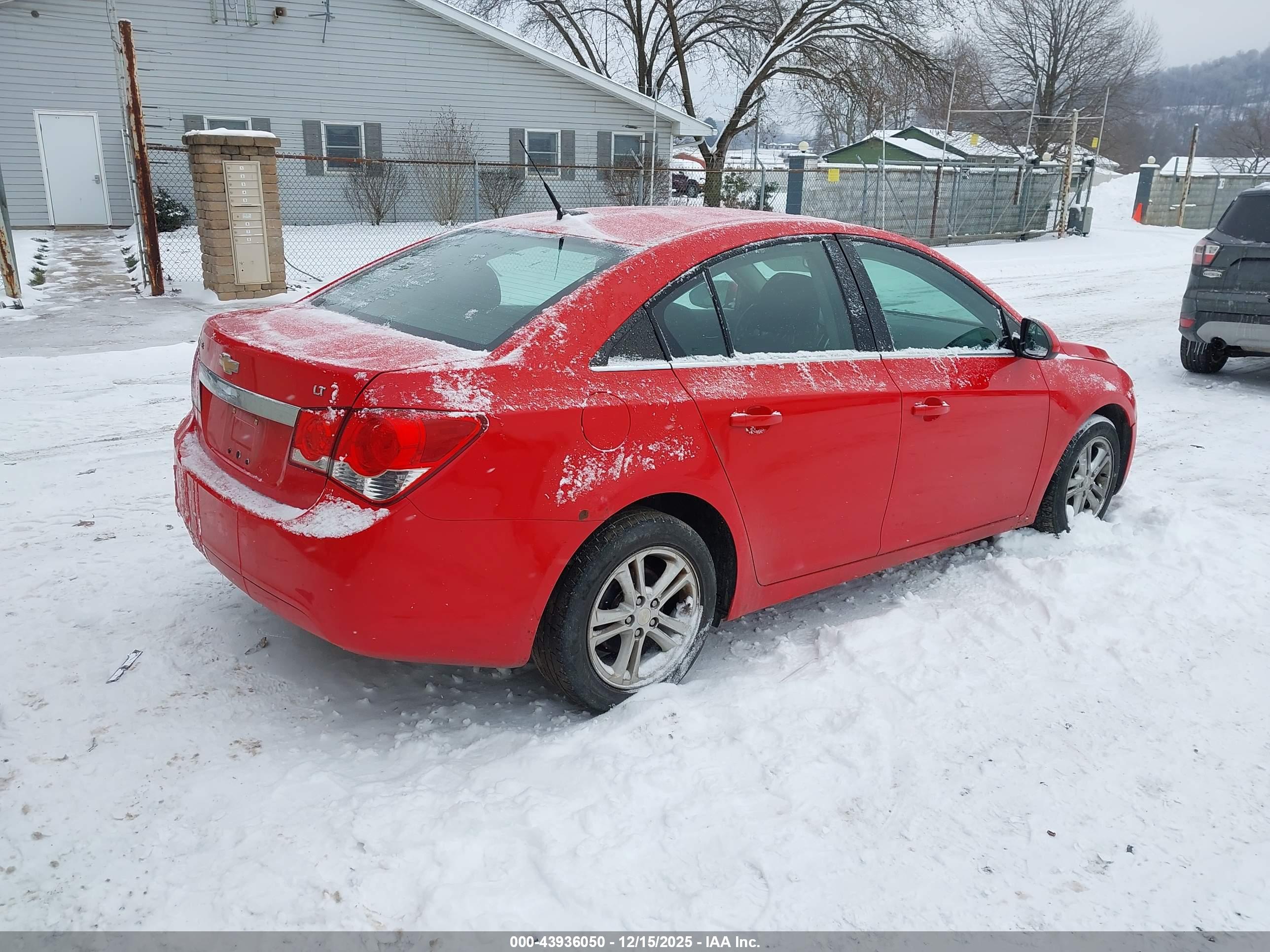 CHEVROLET CRUZE image 4
