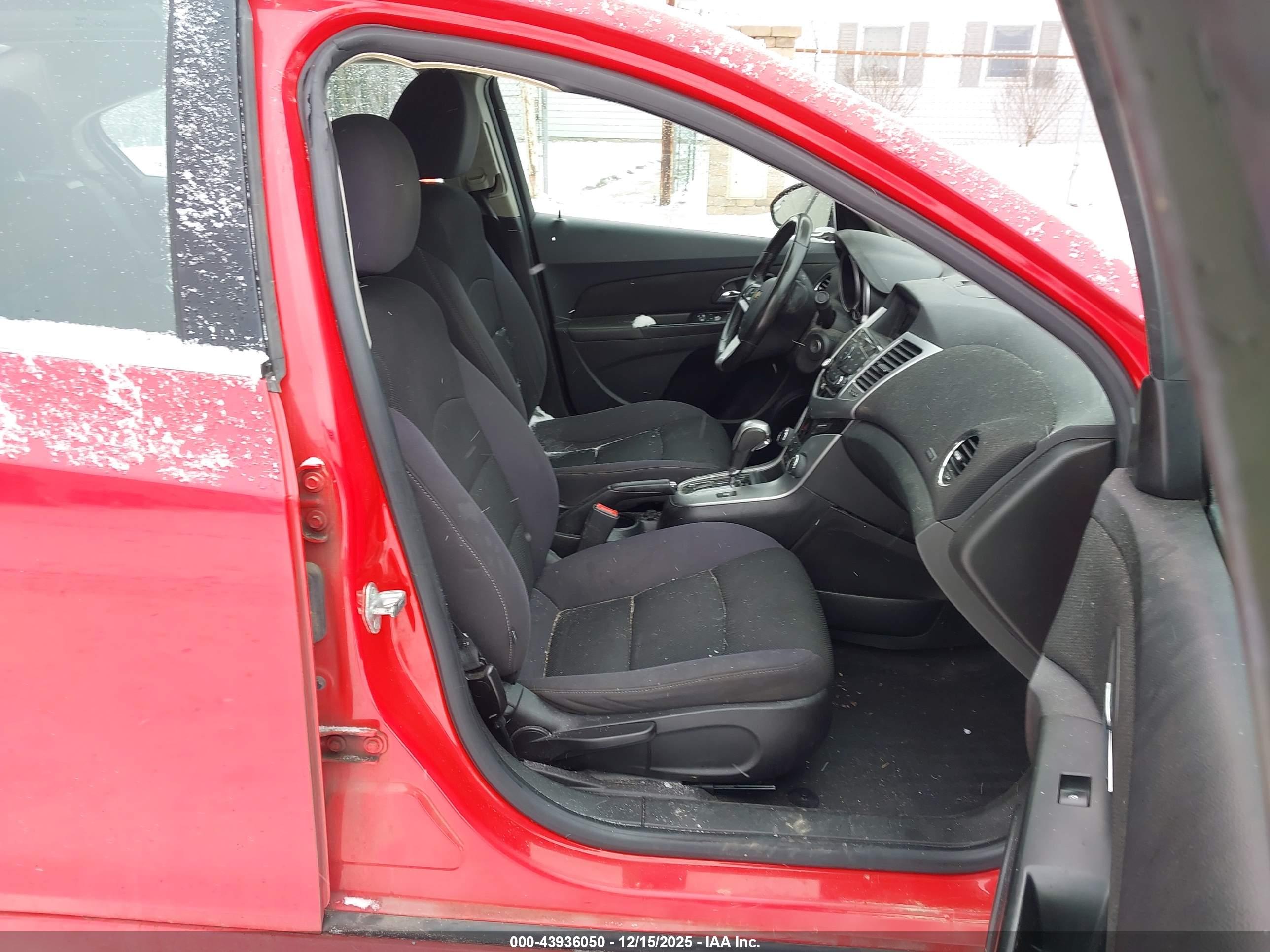 CHEVROLET CRUZE image 5