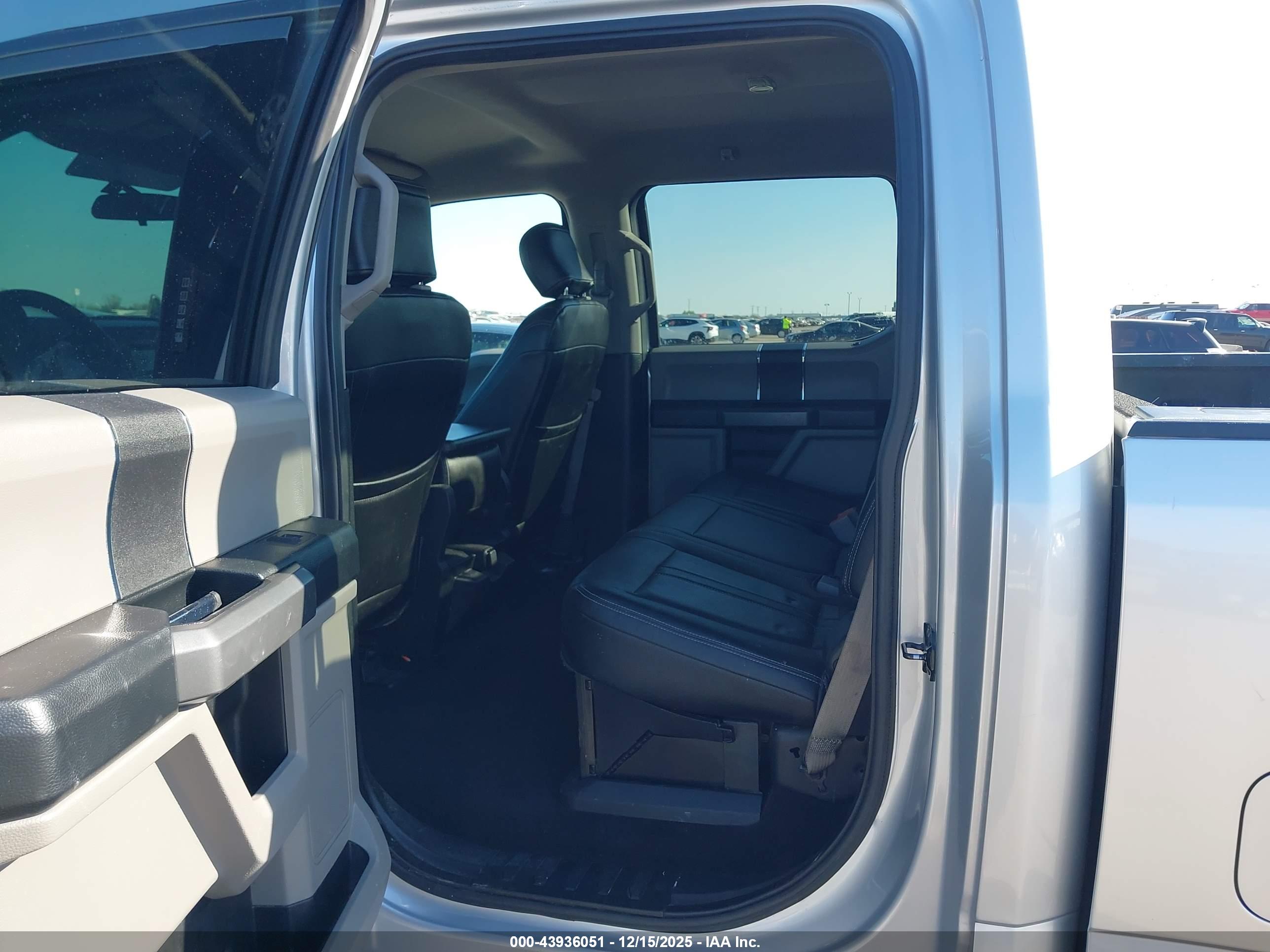 FORD F-250 image 8