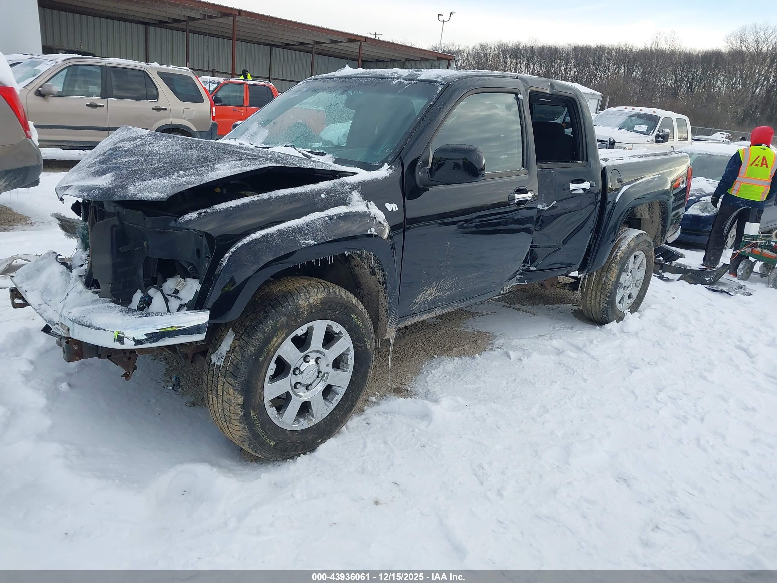 CHEVROLET COLORADO image 2