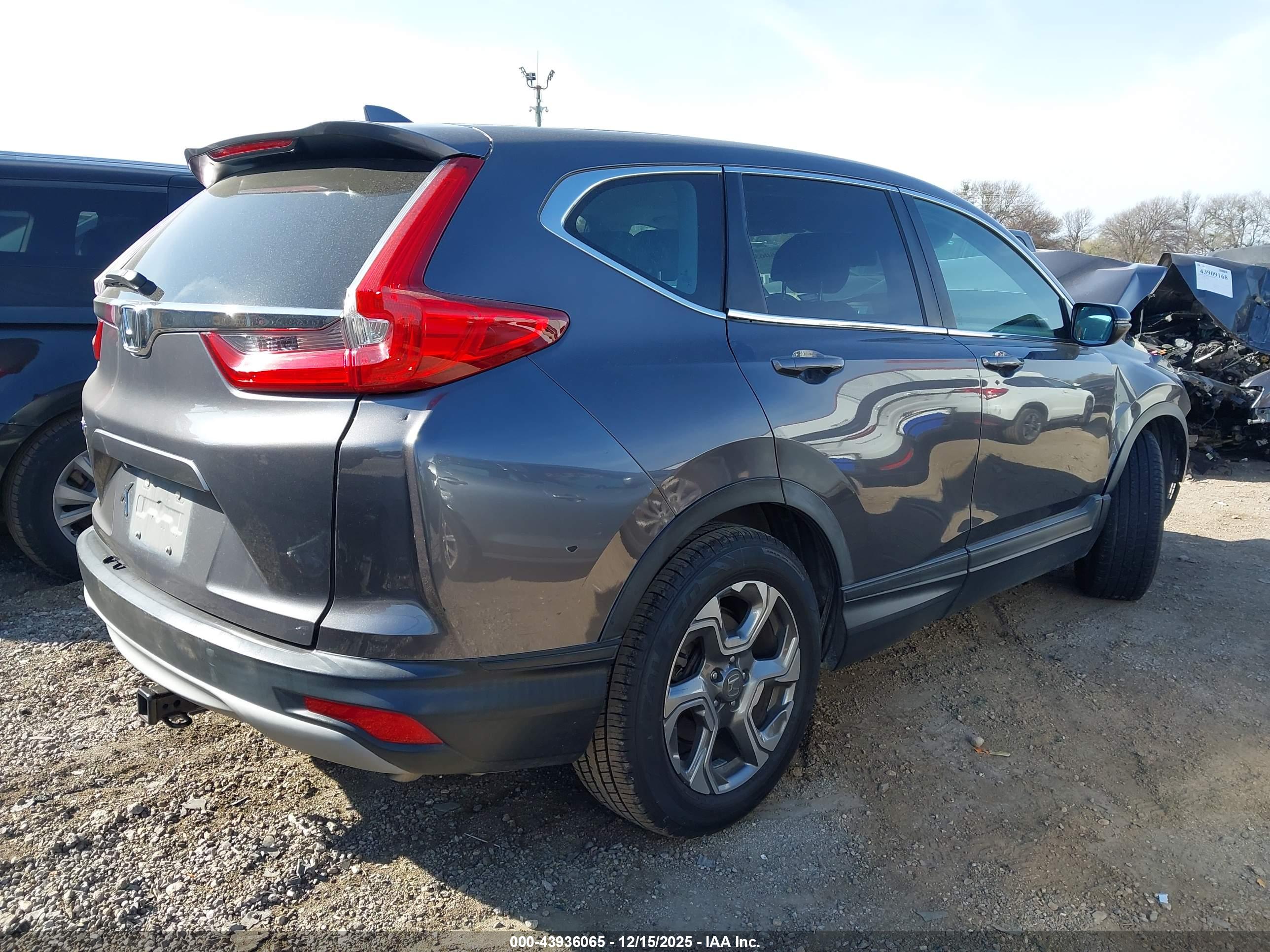 HONDA CR-V image 4