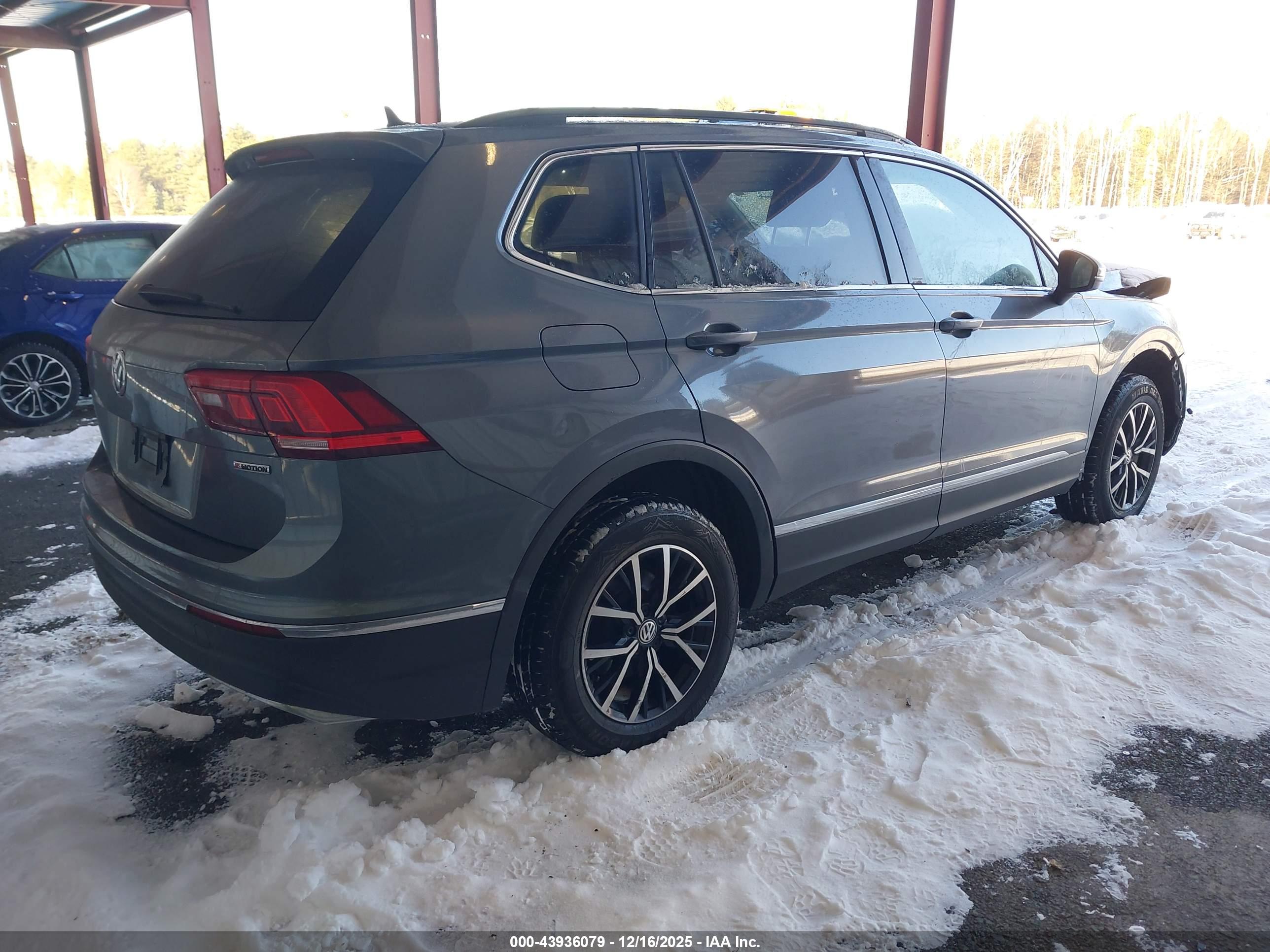 VOLKSWAGEN TIGUAN image 4