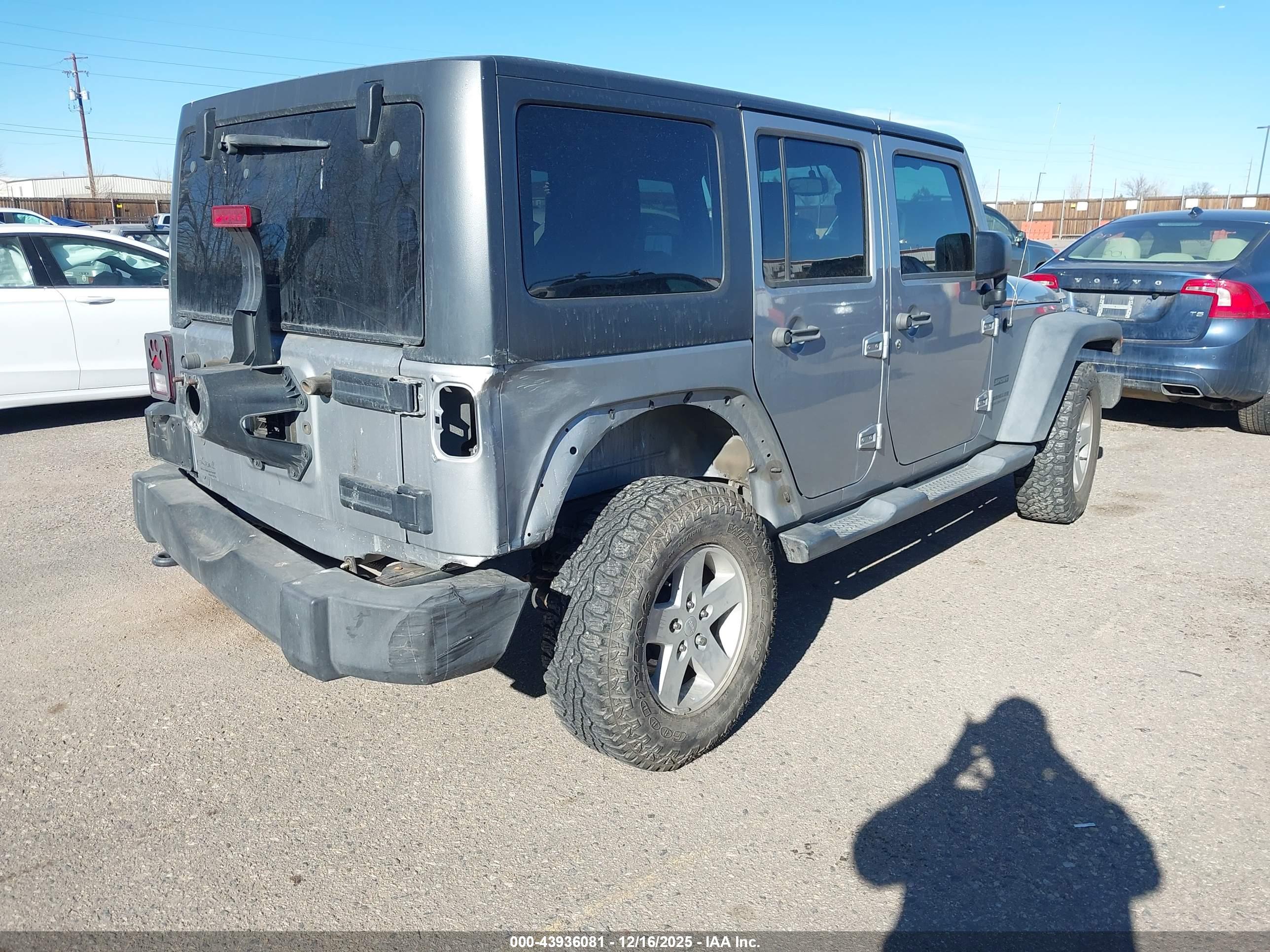 JEEP WRANGLER image 4