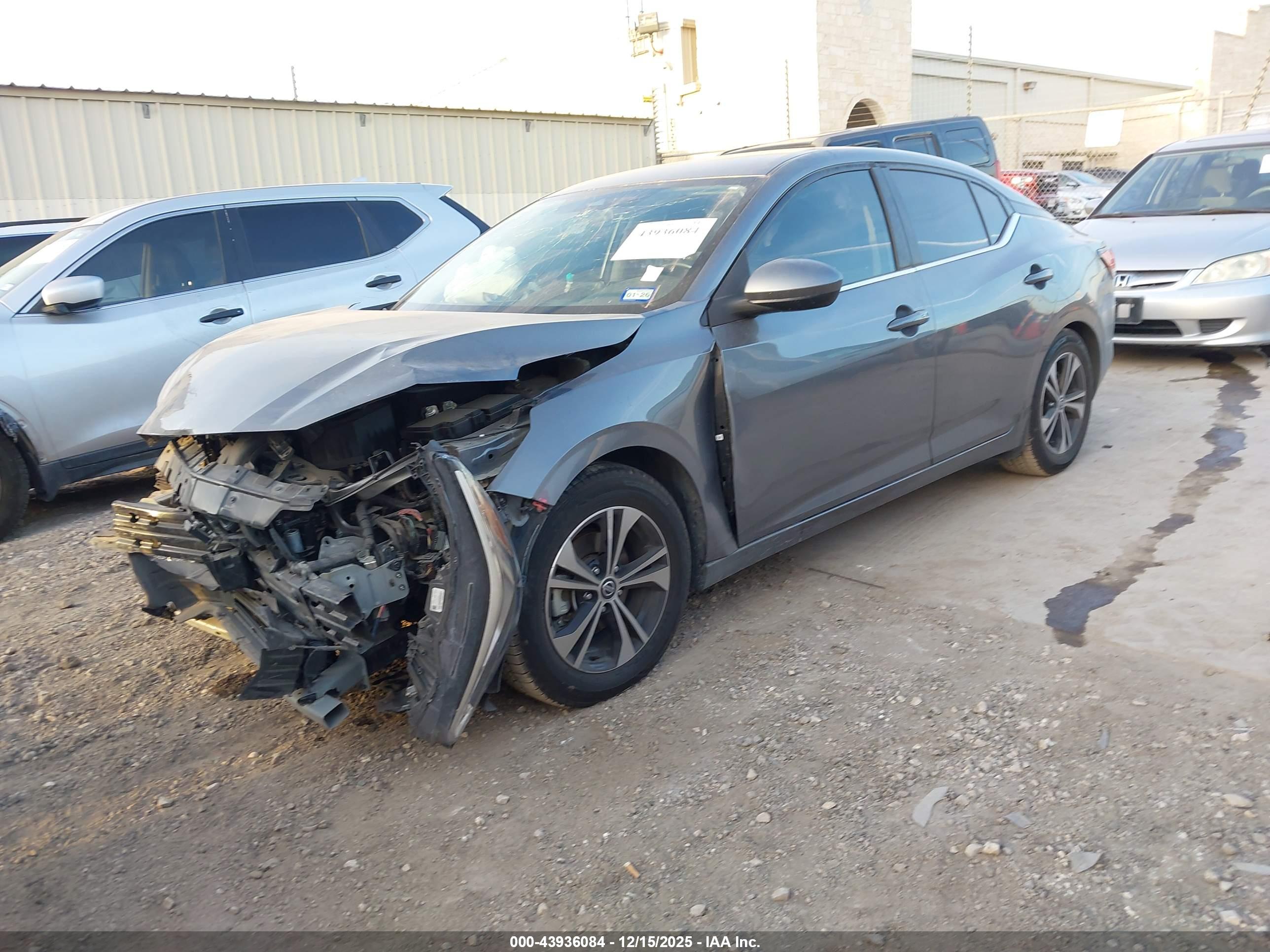 NISSAN SENTRA image 2
