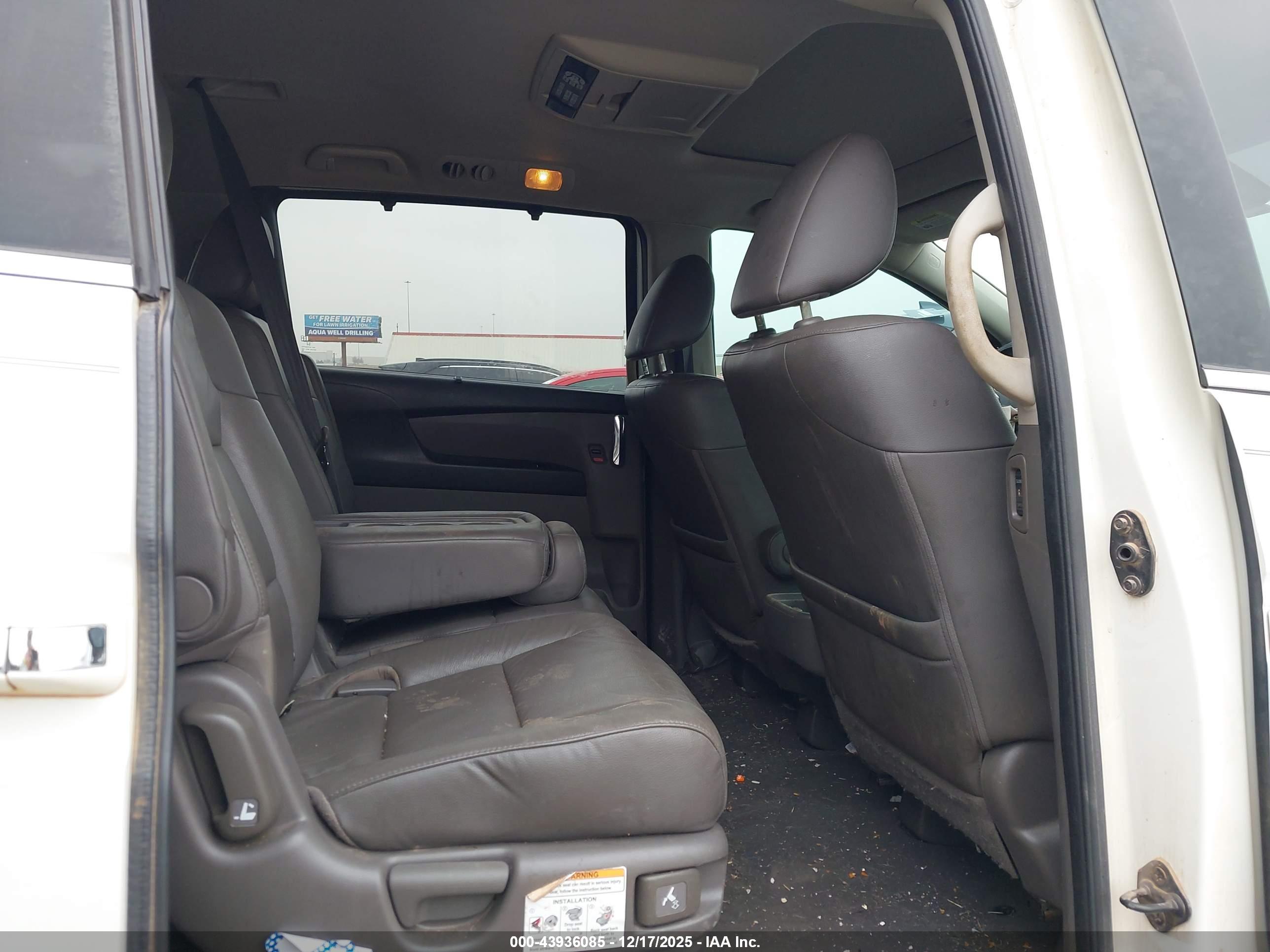 HONDA ODYSSEY image 8