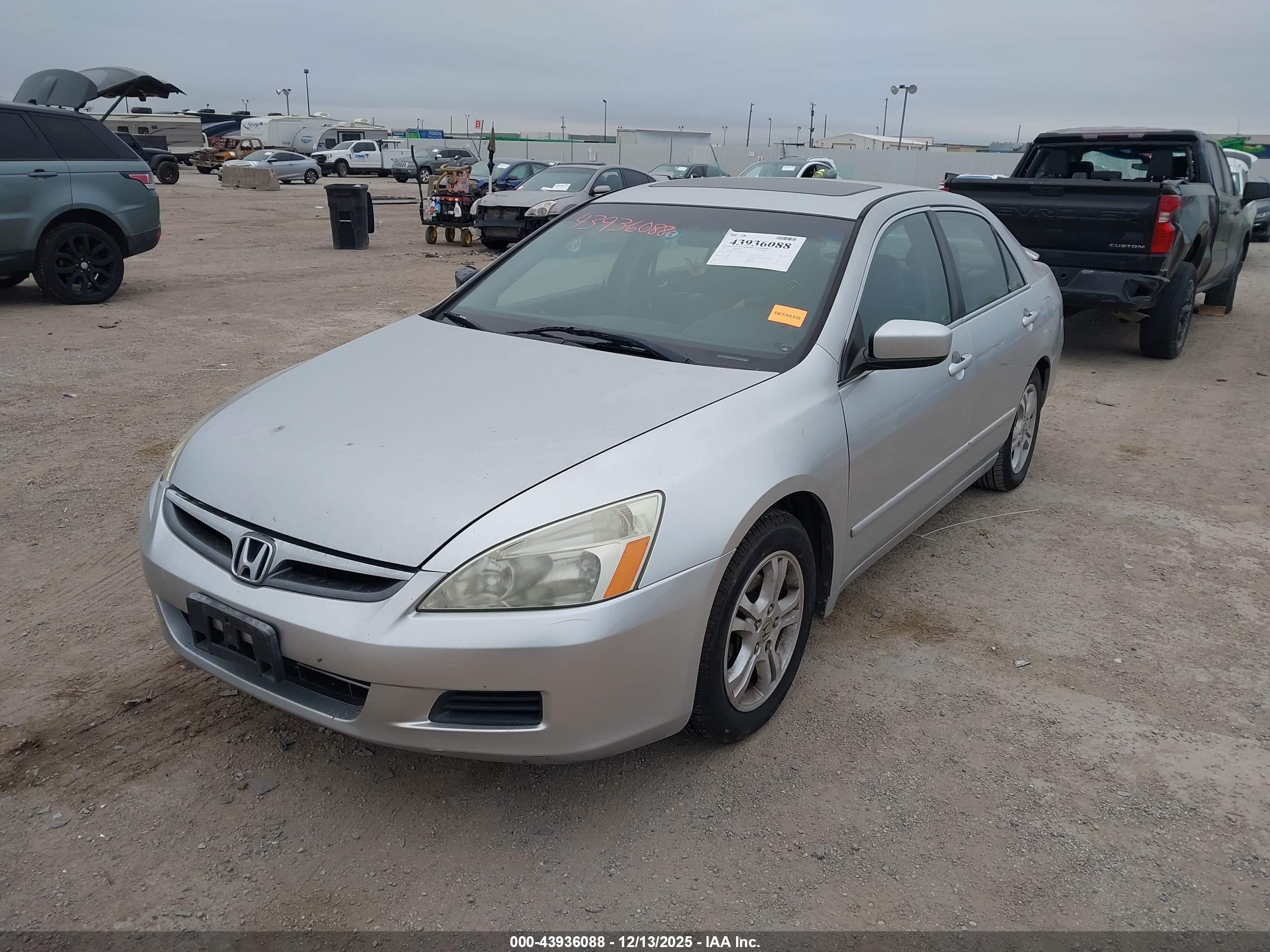 HONDA ACCORD image 2