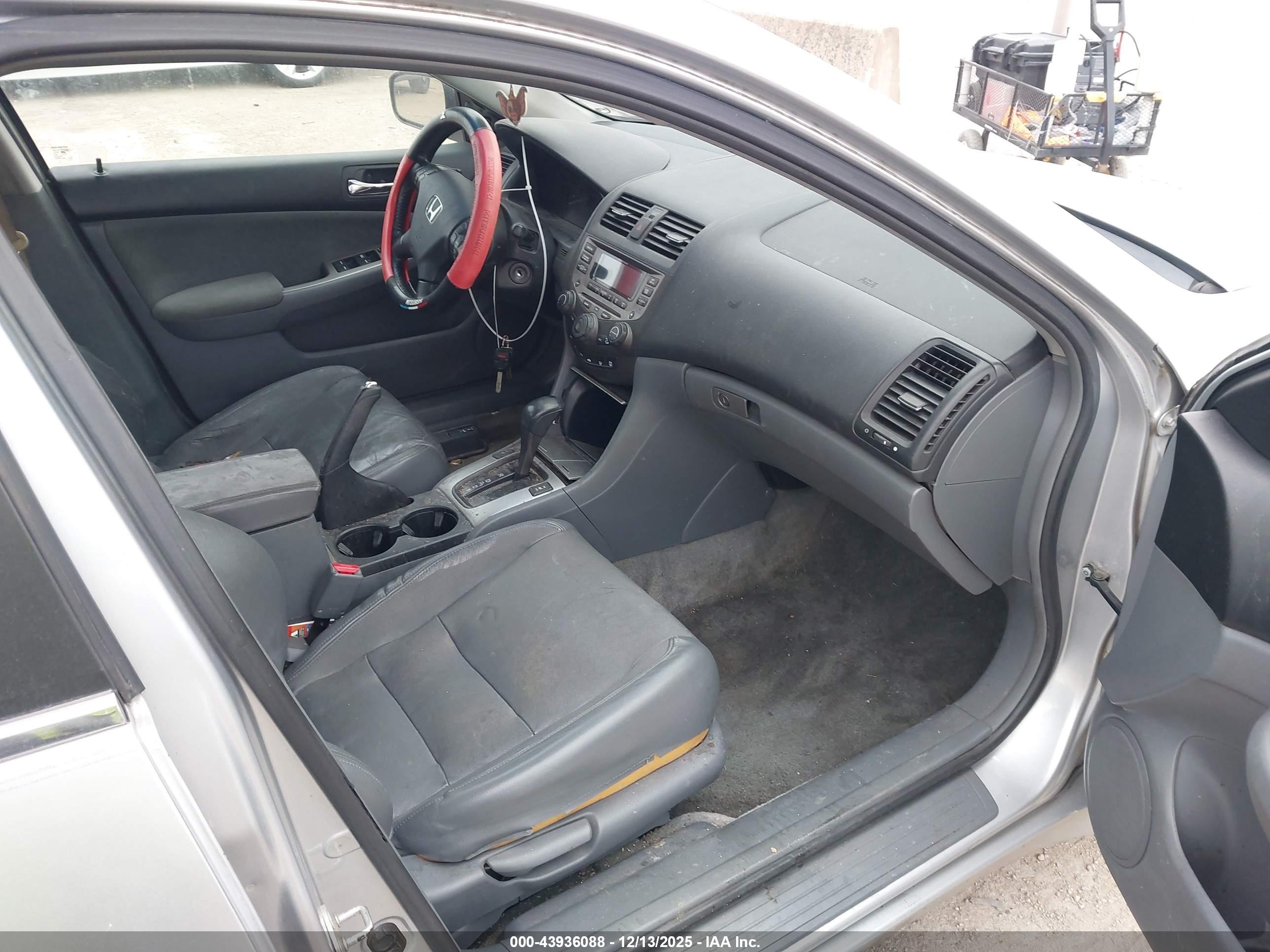 HONDA ACCORD image 5