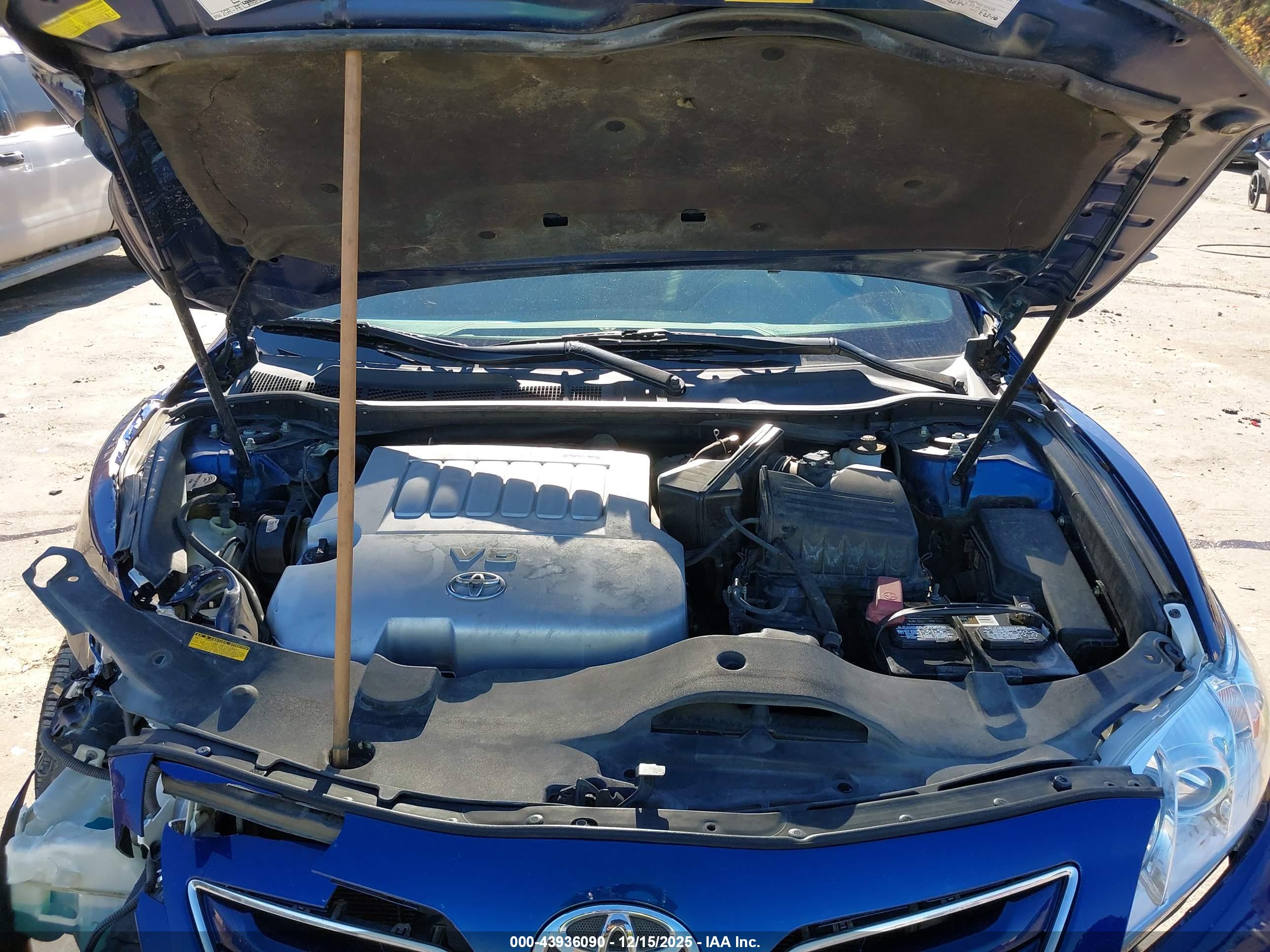 TOYOTA CAMRY image 10
