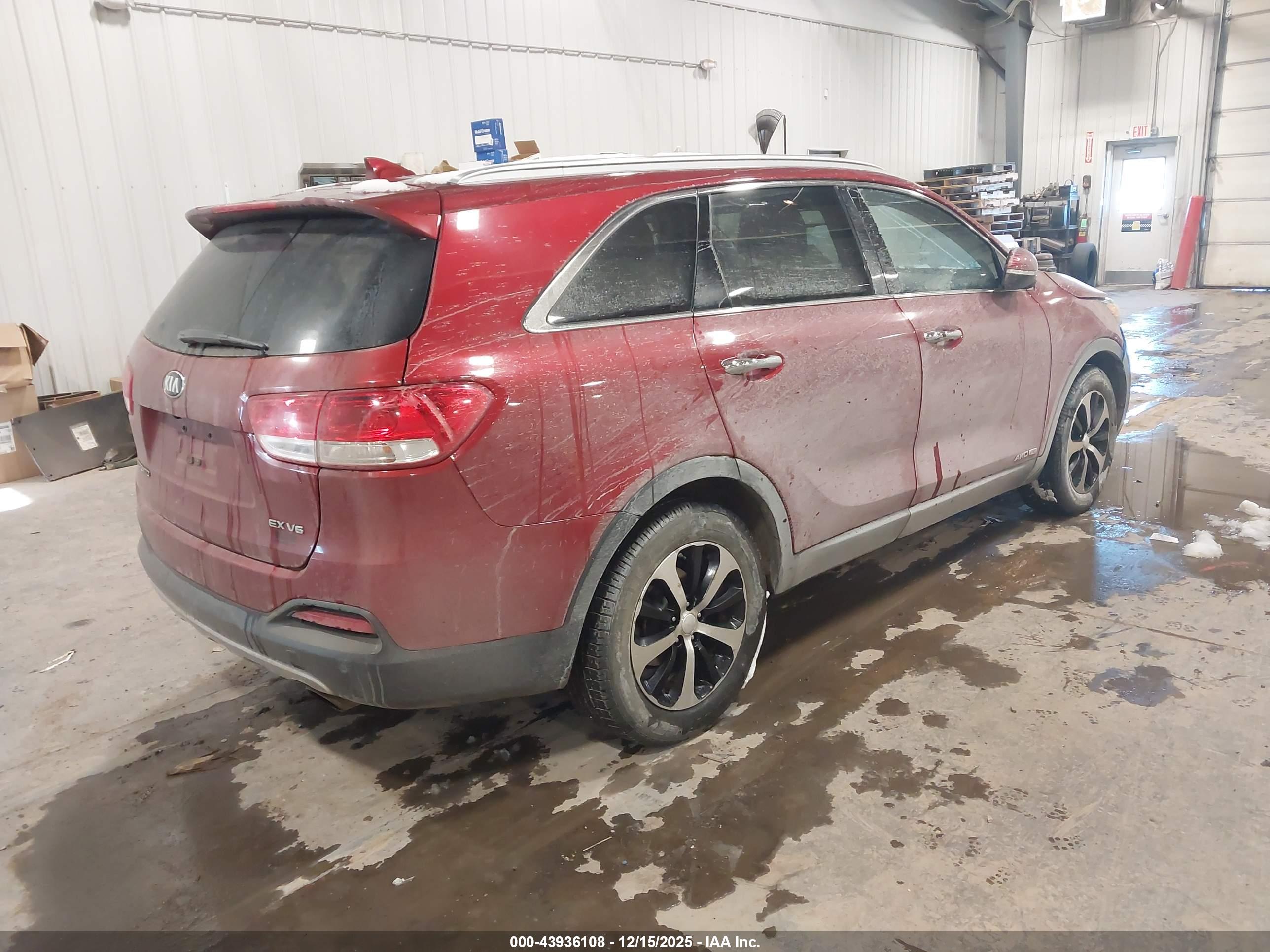 KIA SORENTO image 4
