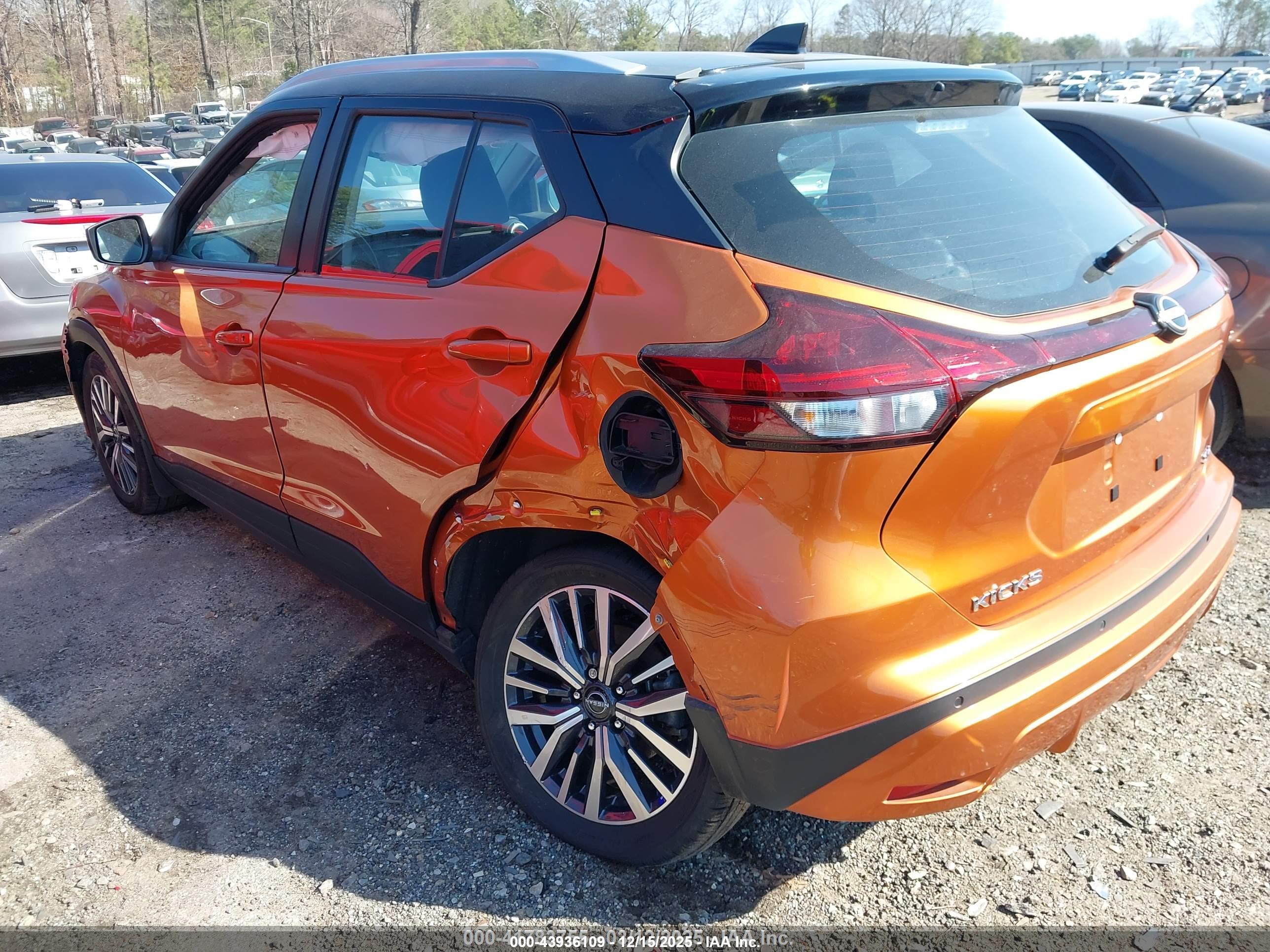 NISSAN KICKS image 3