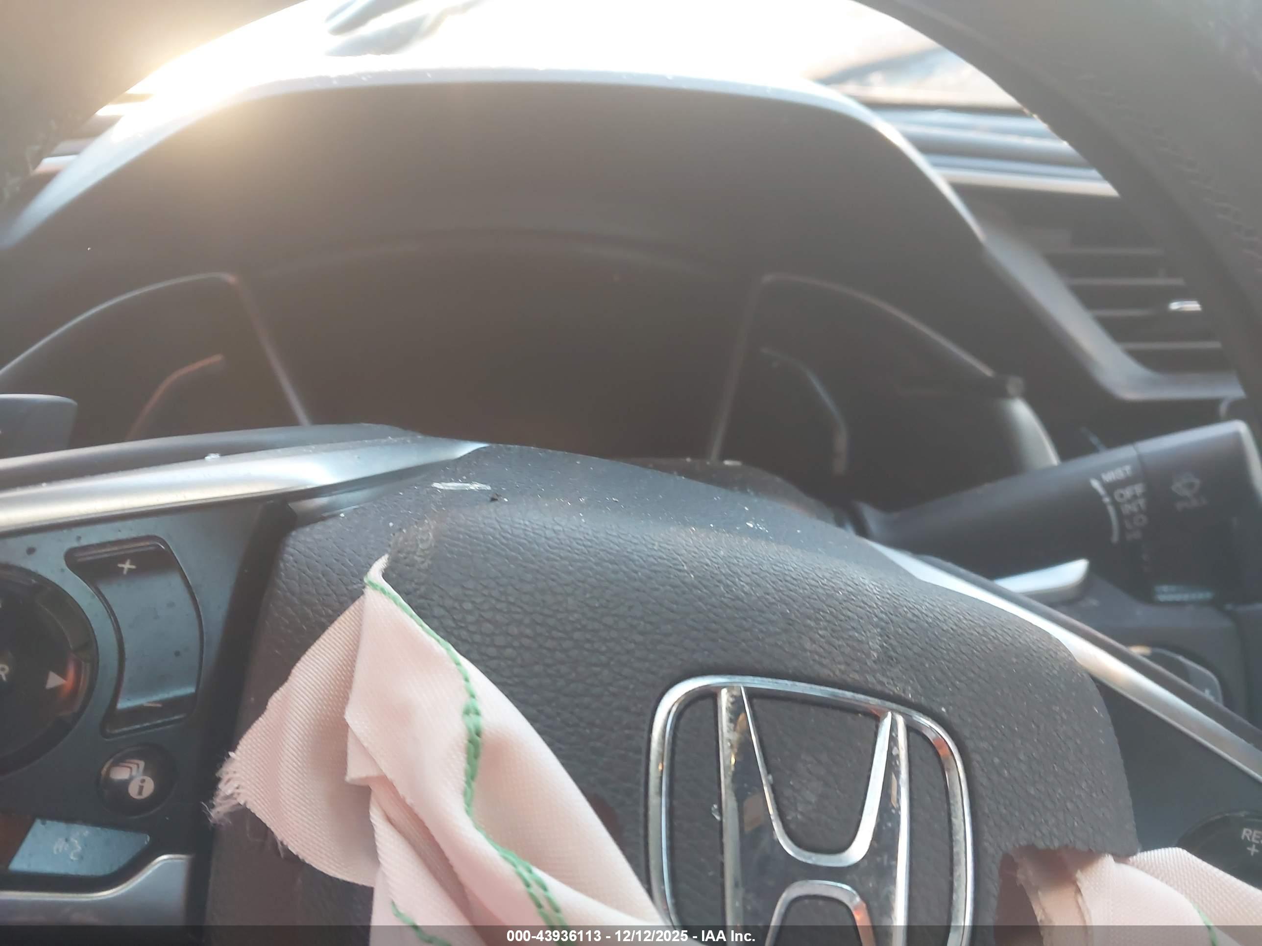 HONDA CIVIC image 7