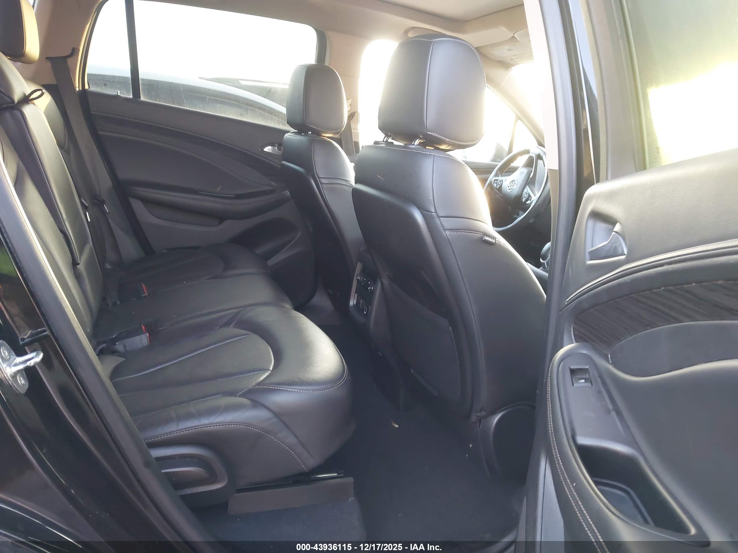 BUICK ENVISION image 8