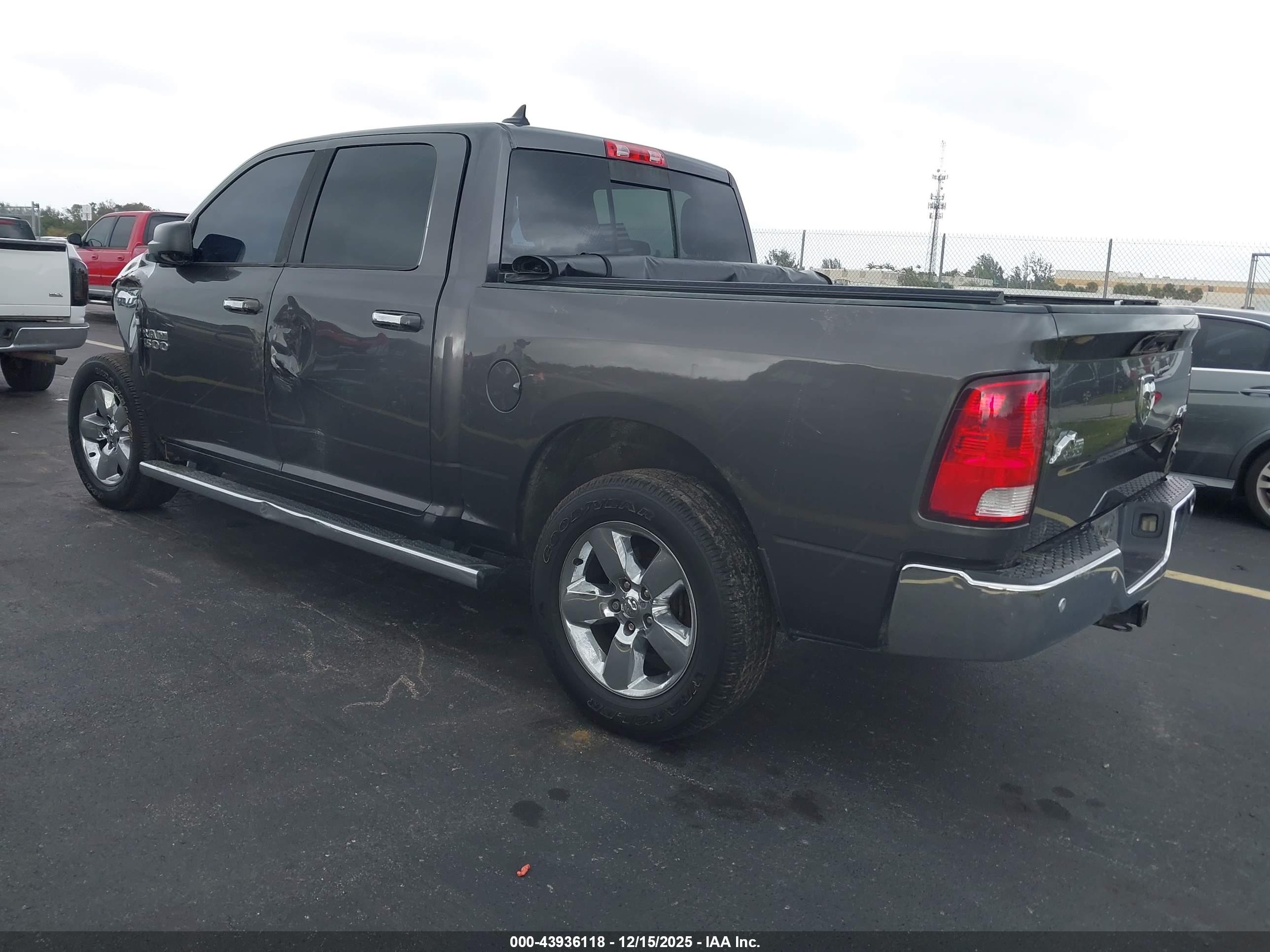 RAM 1500 image 3
