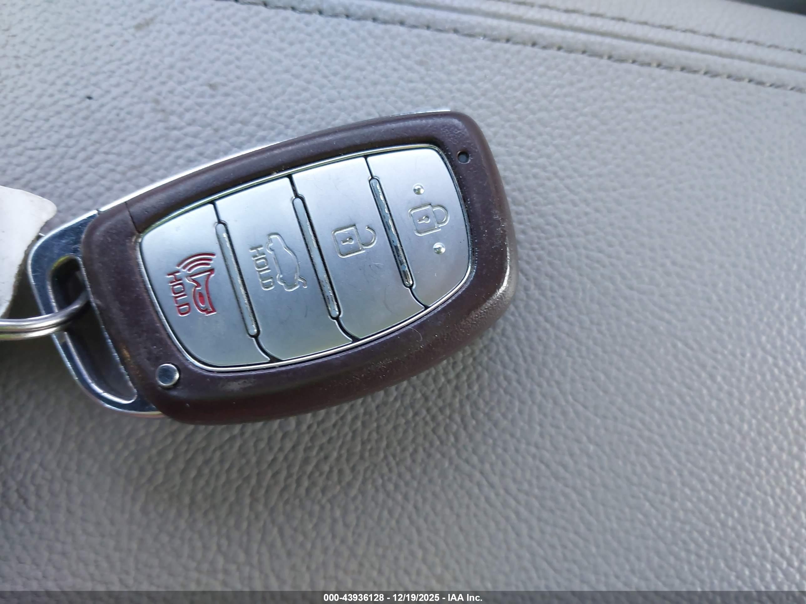 HYUNDAI SONATA image 11