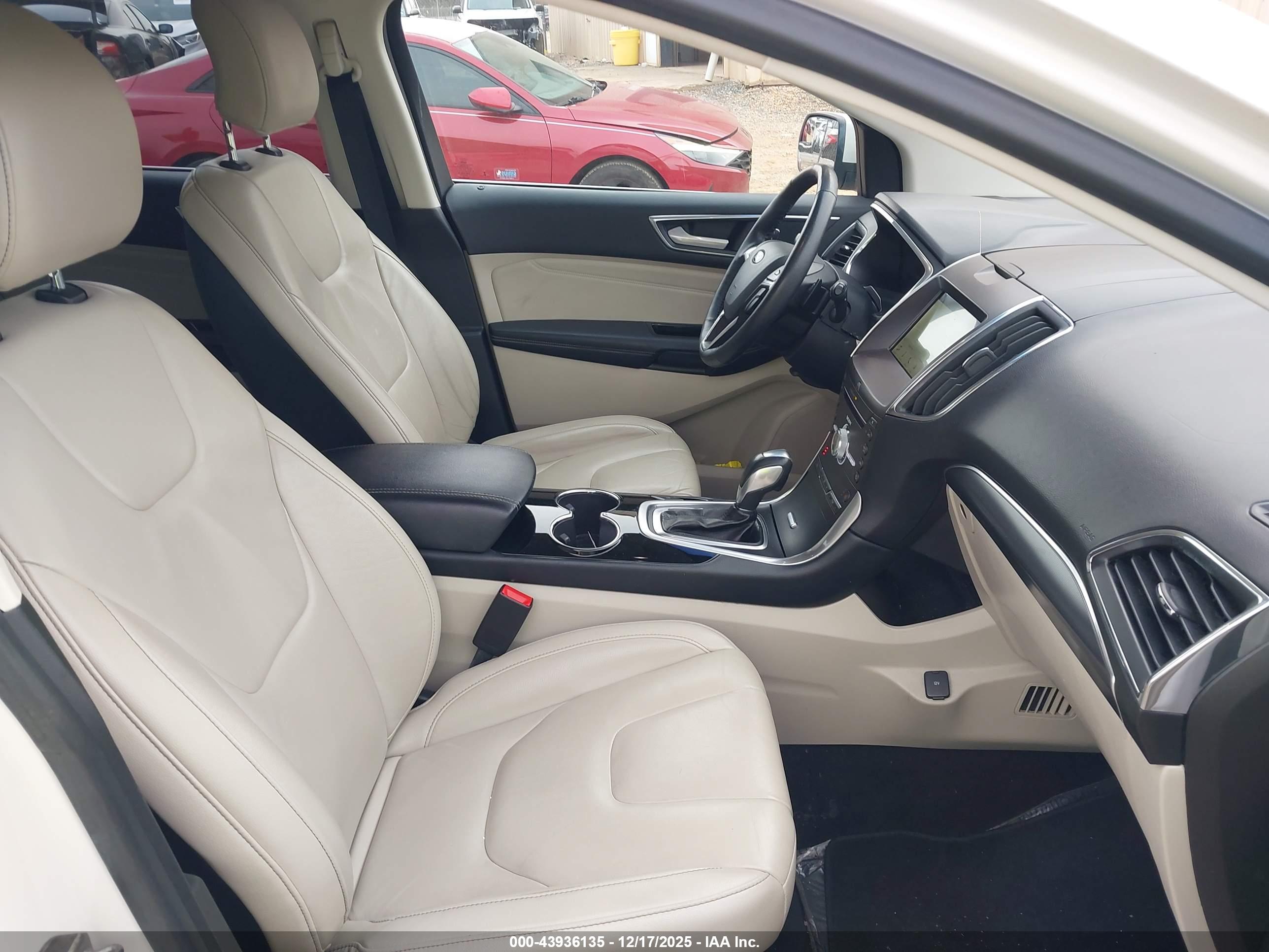 FORD EDGE image 5