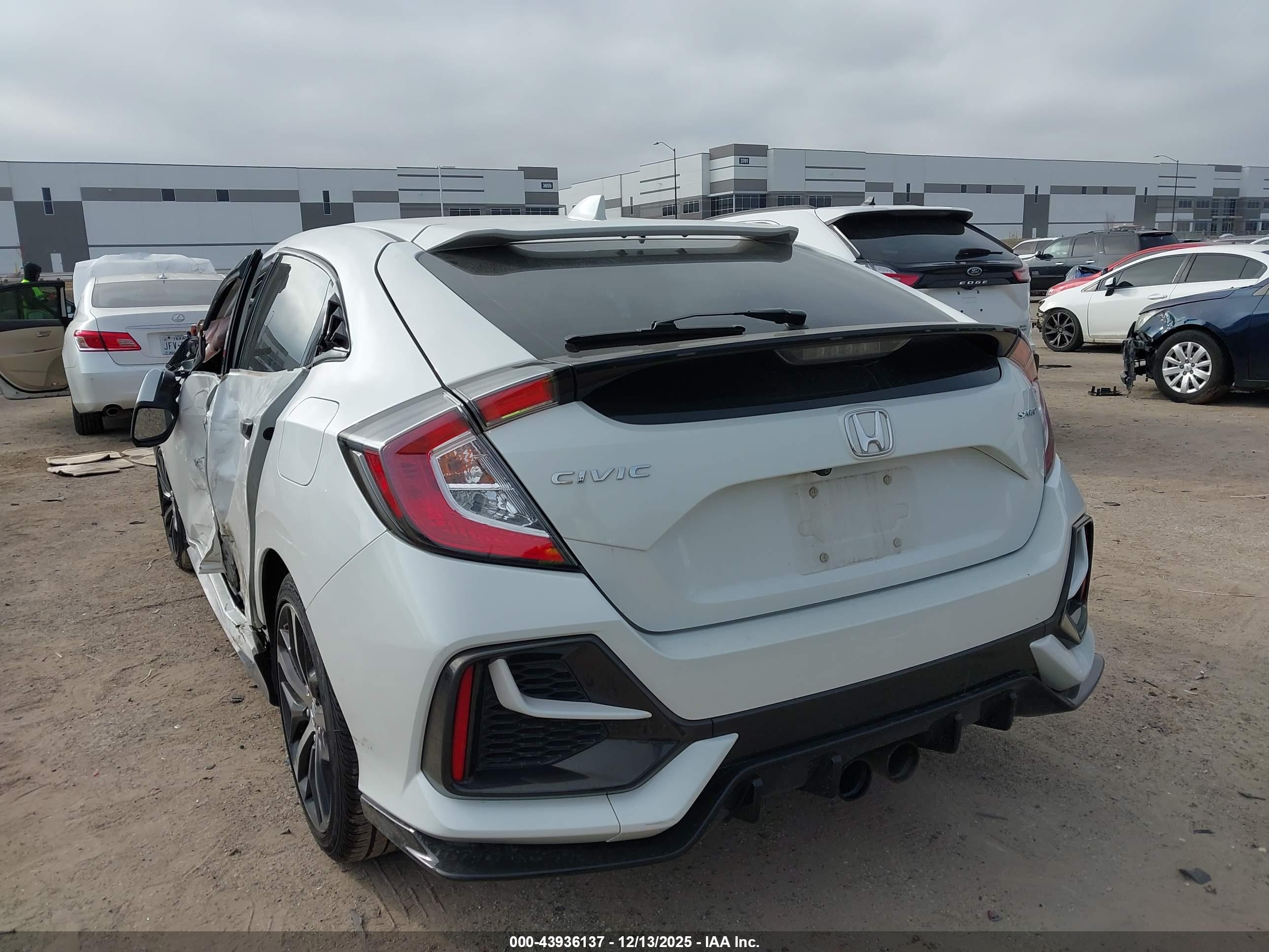 HONDA CIVIC image 3