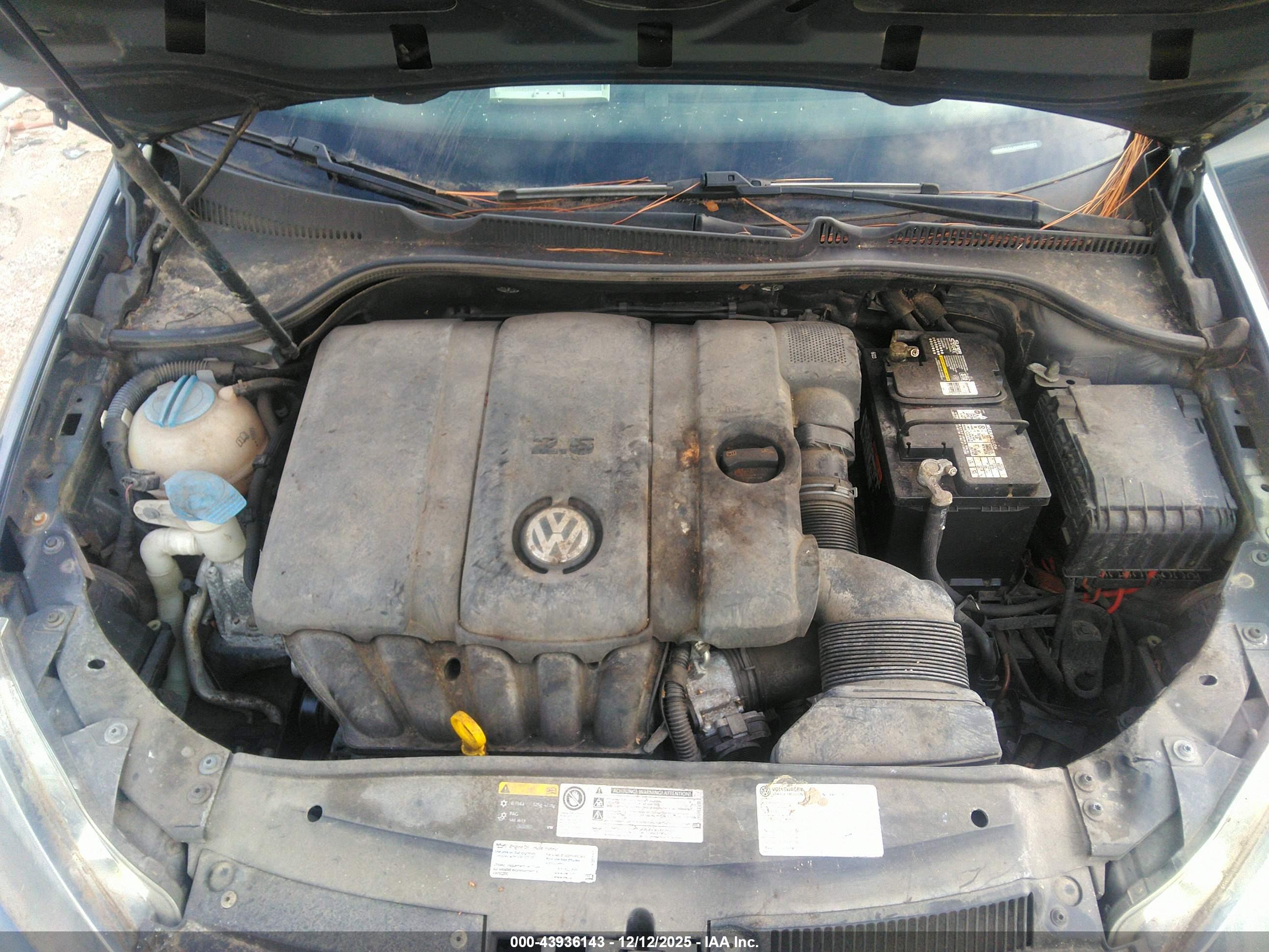 VOLKSWAGEN GOLF image 10