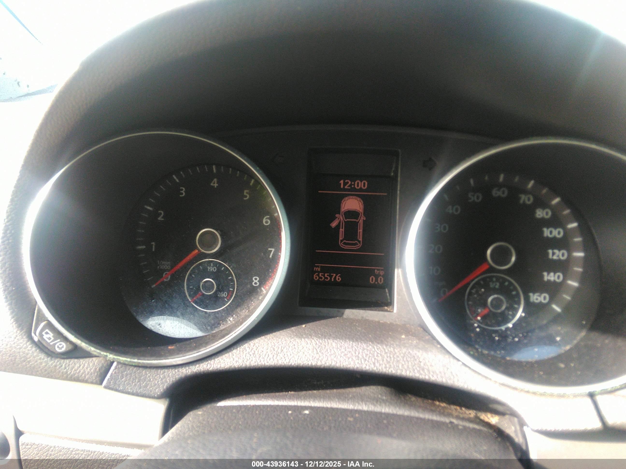 VOLKSWAGEN GOLF image 7