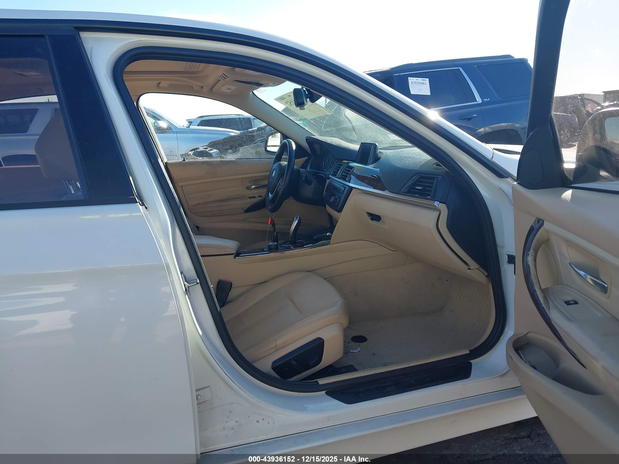 BMW 328I image 5