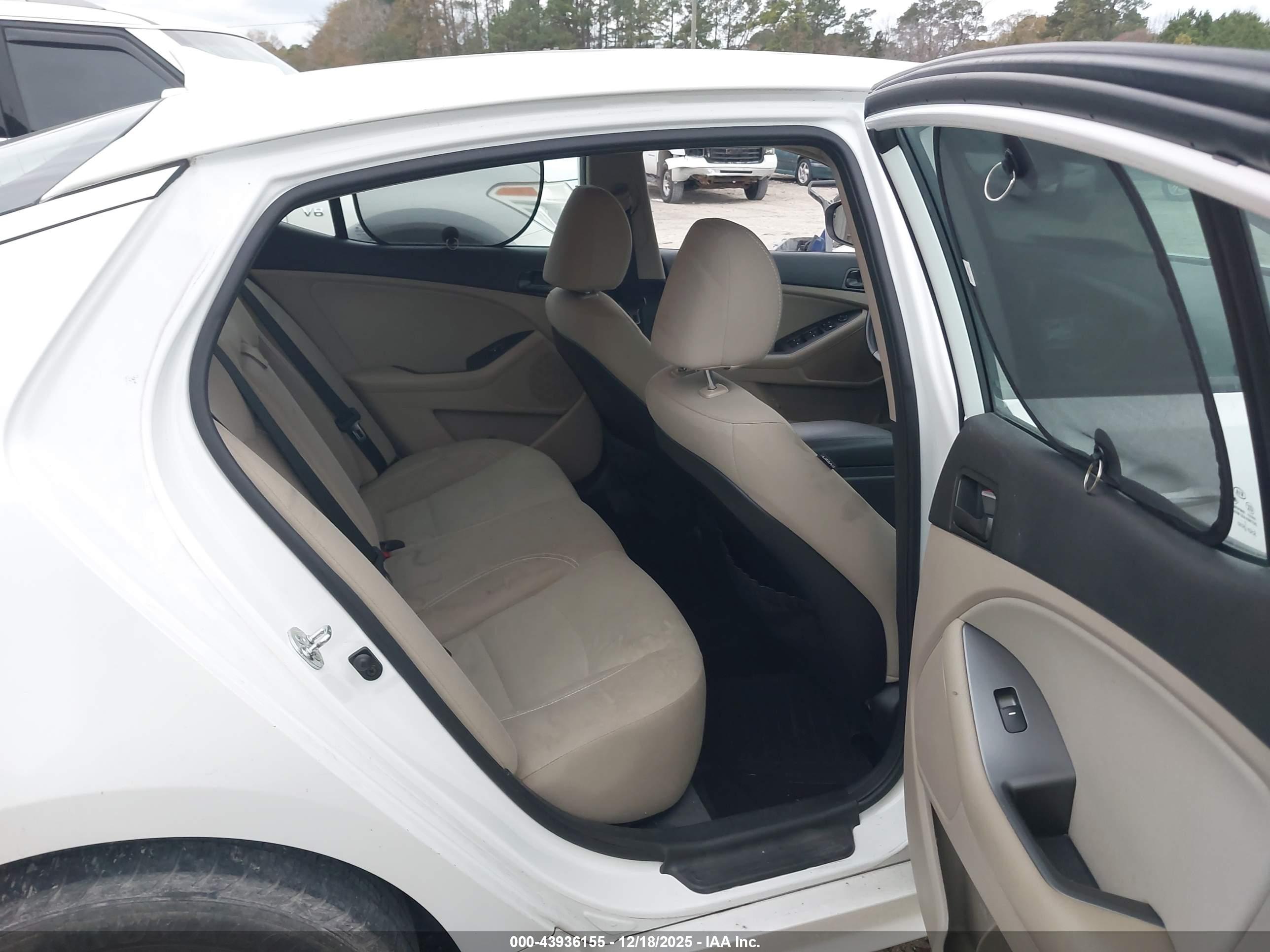 KIA OPTIMA image 8
