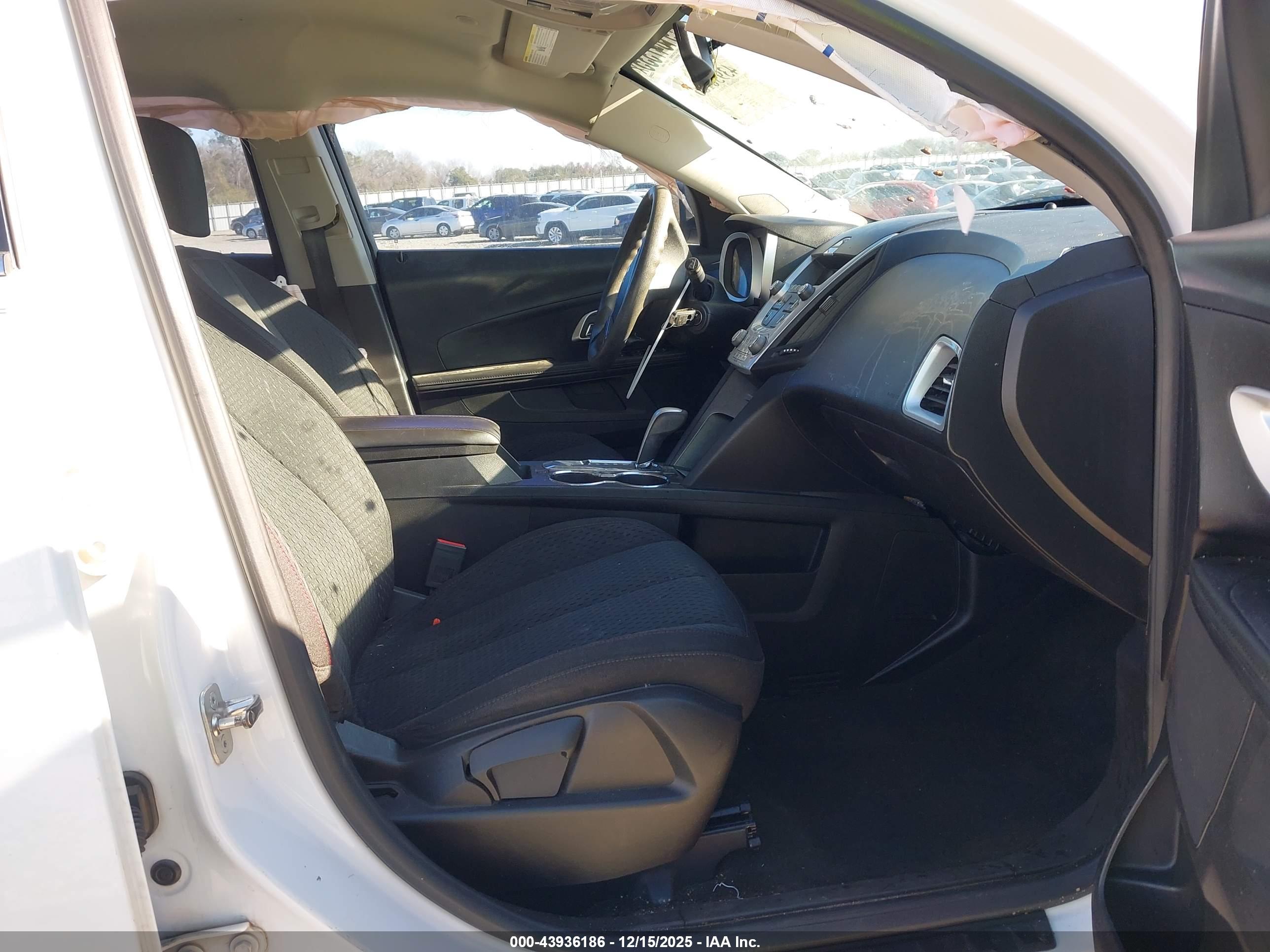 CHEVROLET EQUINOX image 5