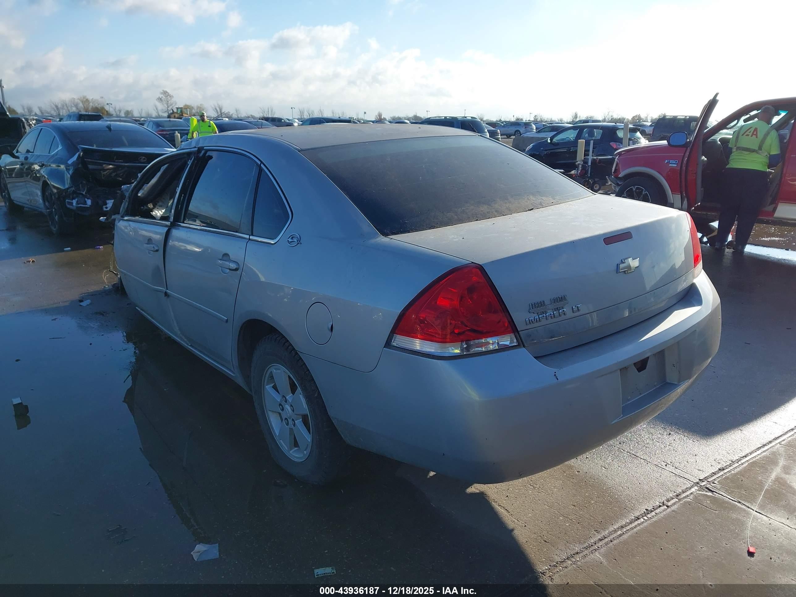 CHEVROLET IMPALA image 3
