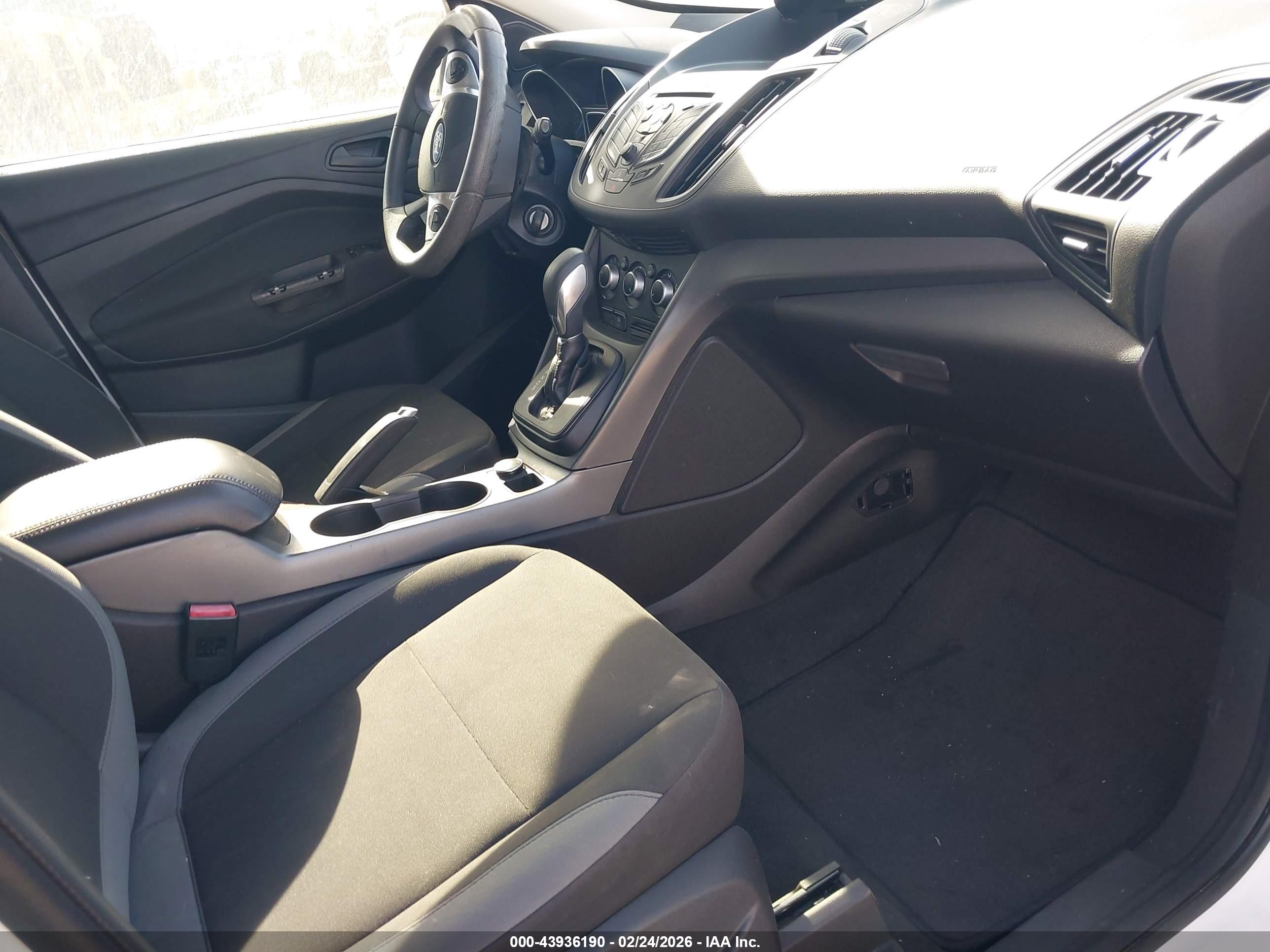 FORD ESCAPE image 5