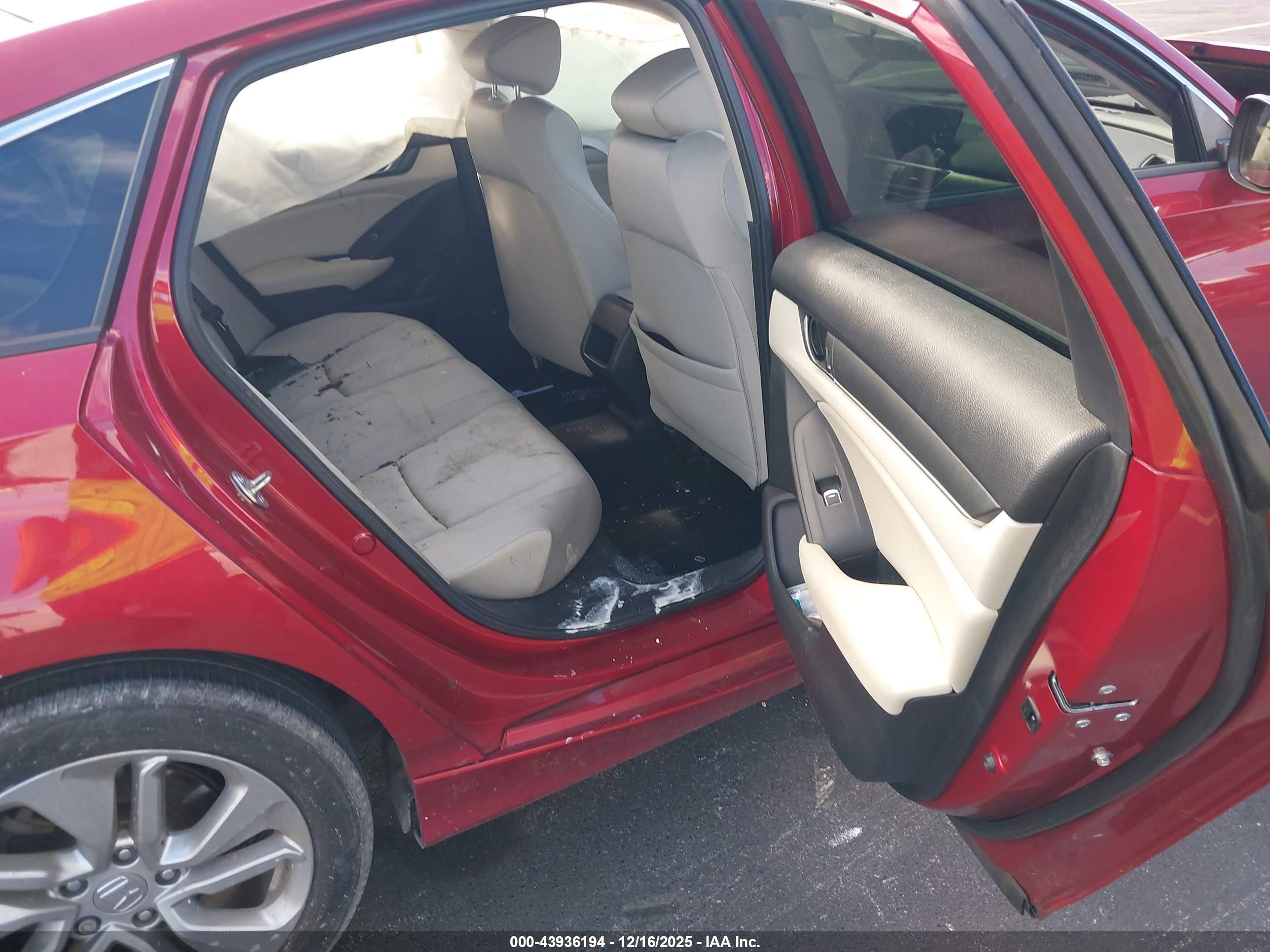 HONDA ACCORD image 8