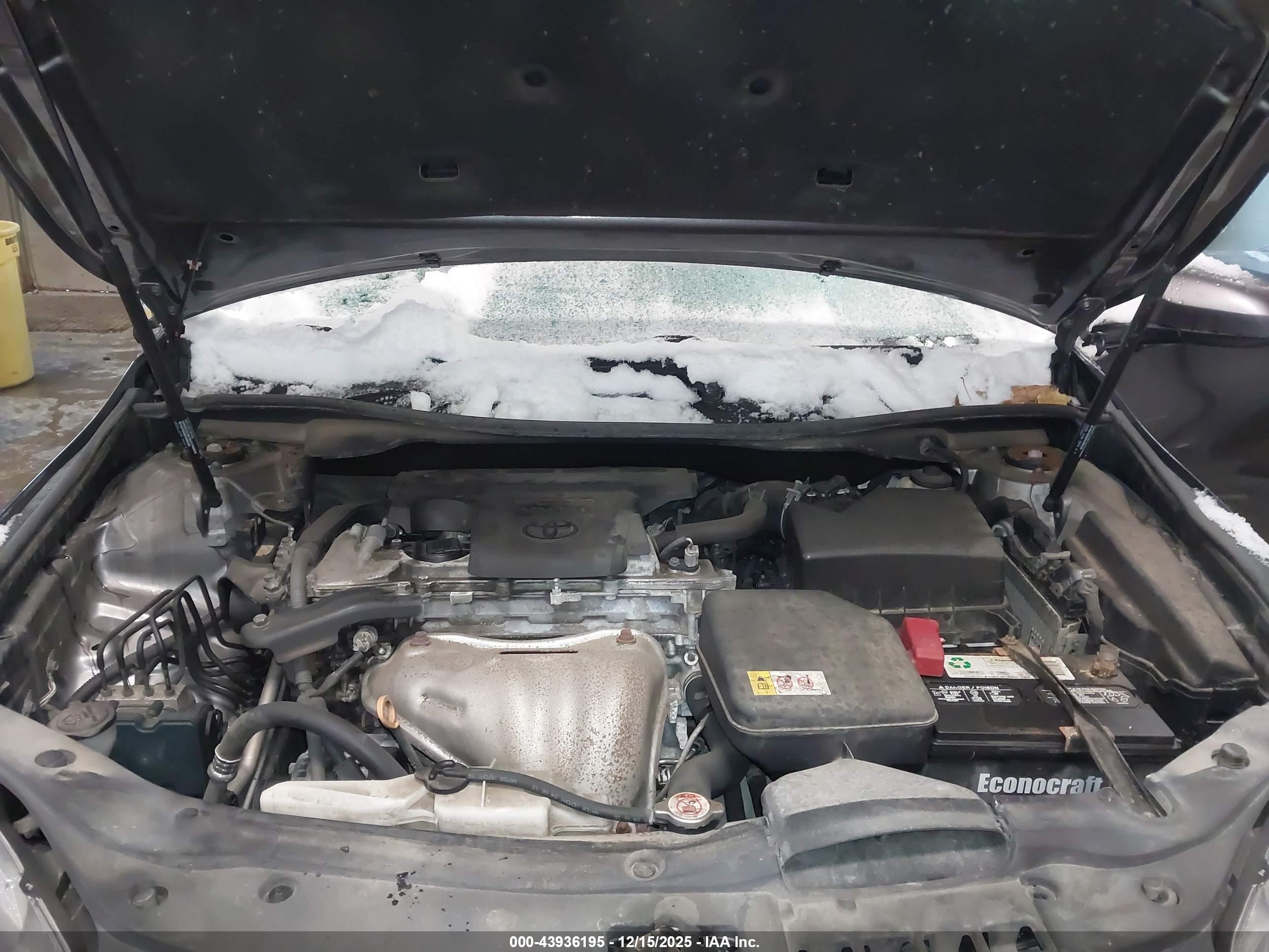 TOYOTA CAMRY image 10