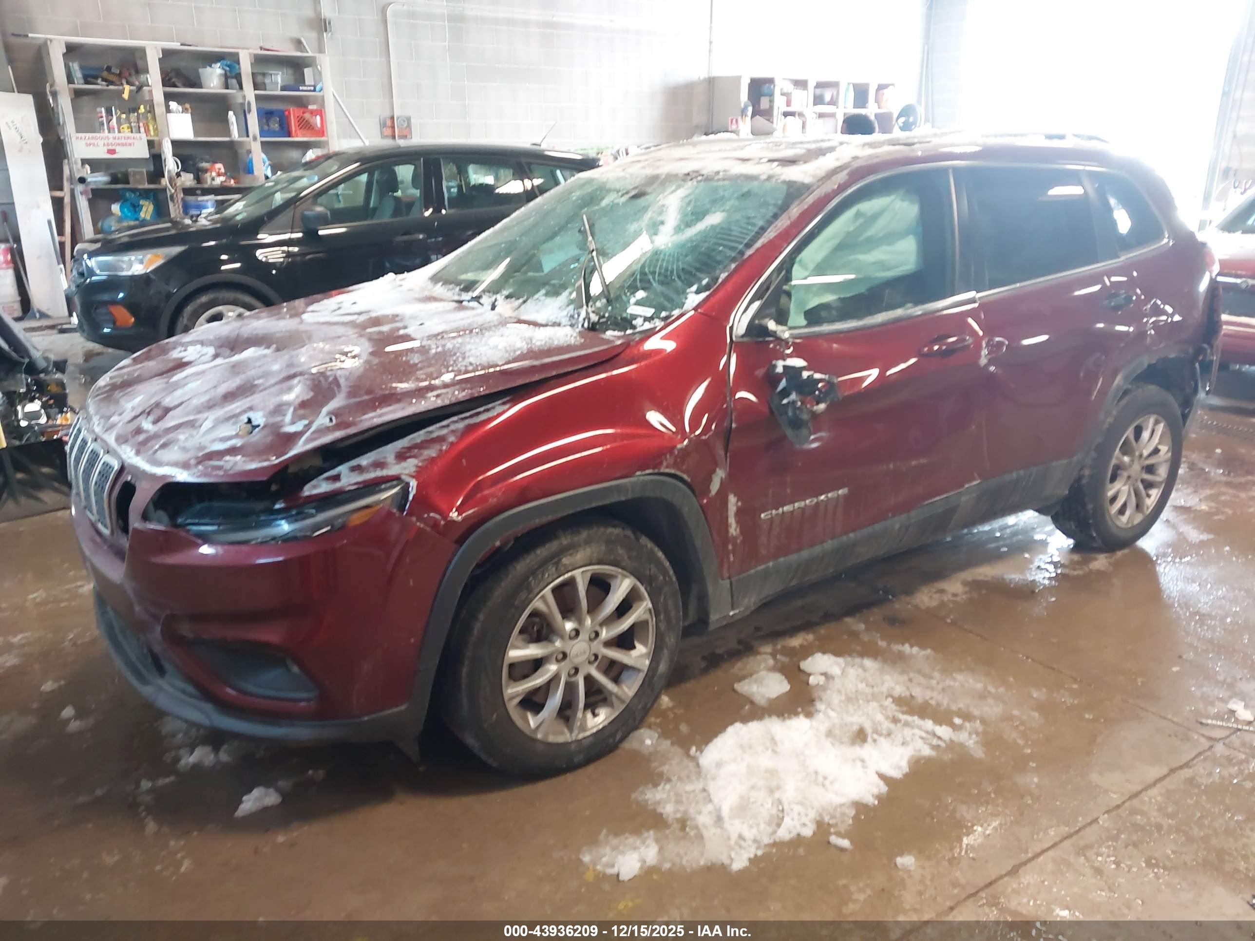 JEEP CHEROKEE image 2