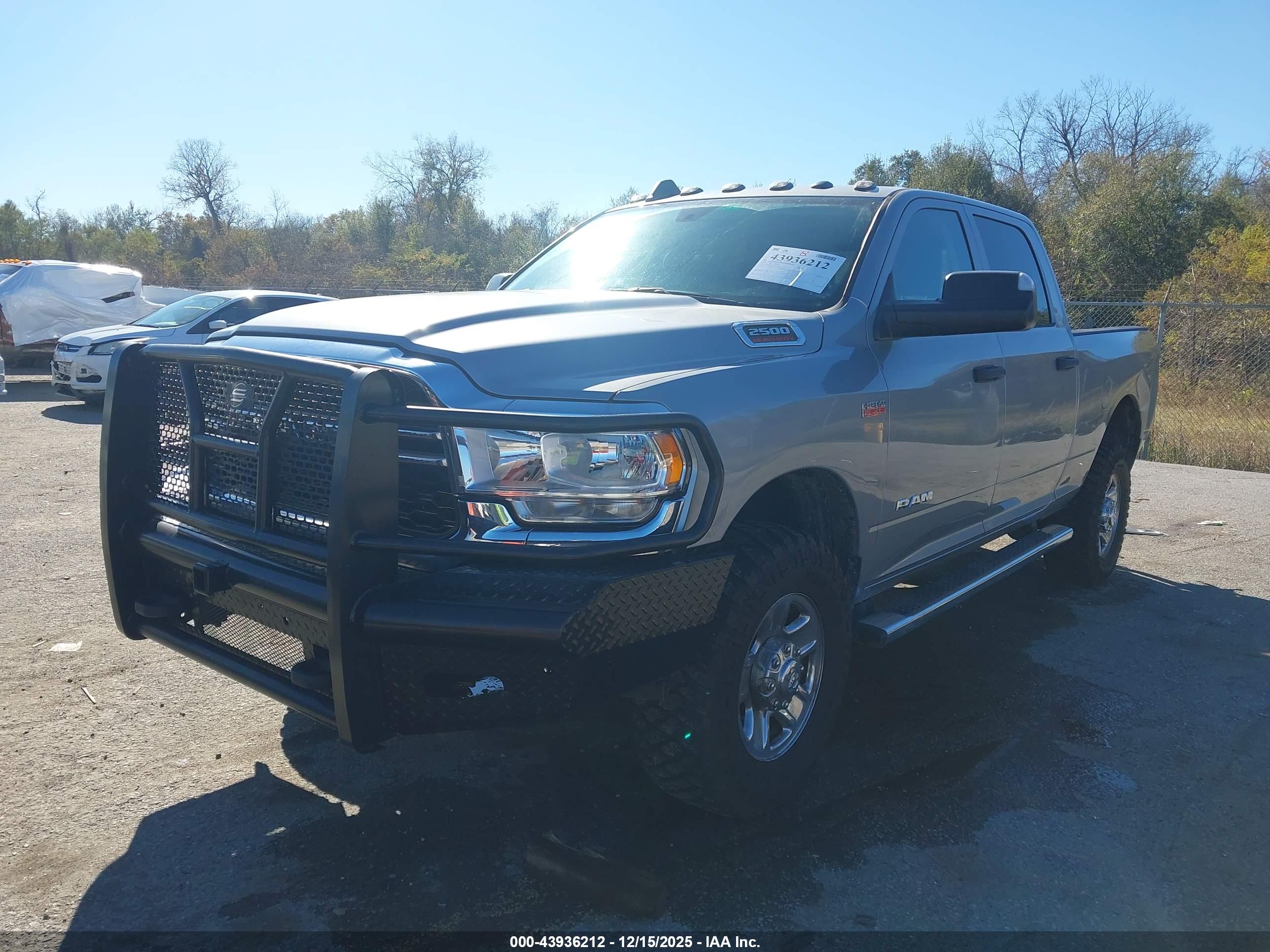RAM 2500 image 2