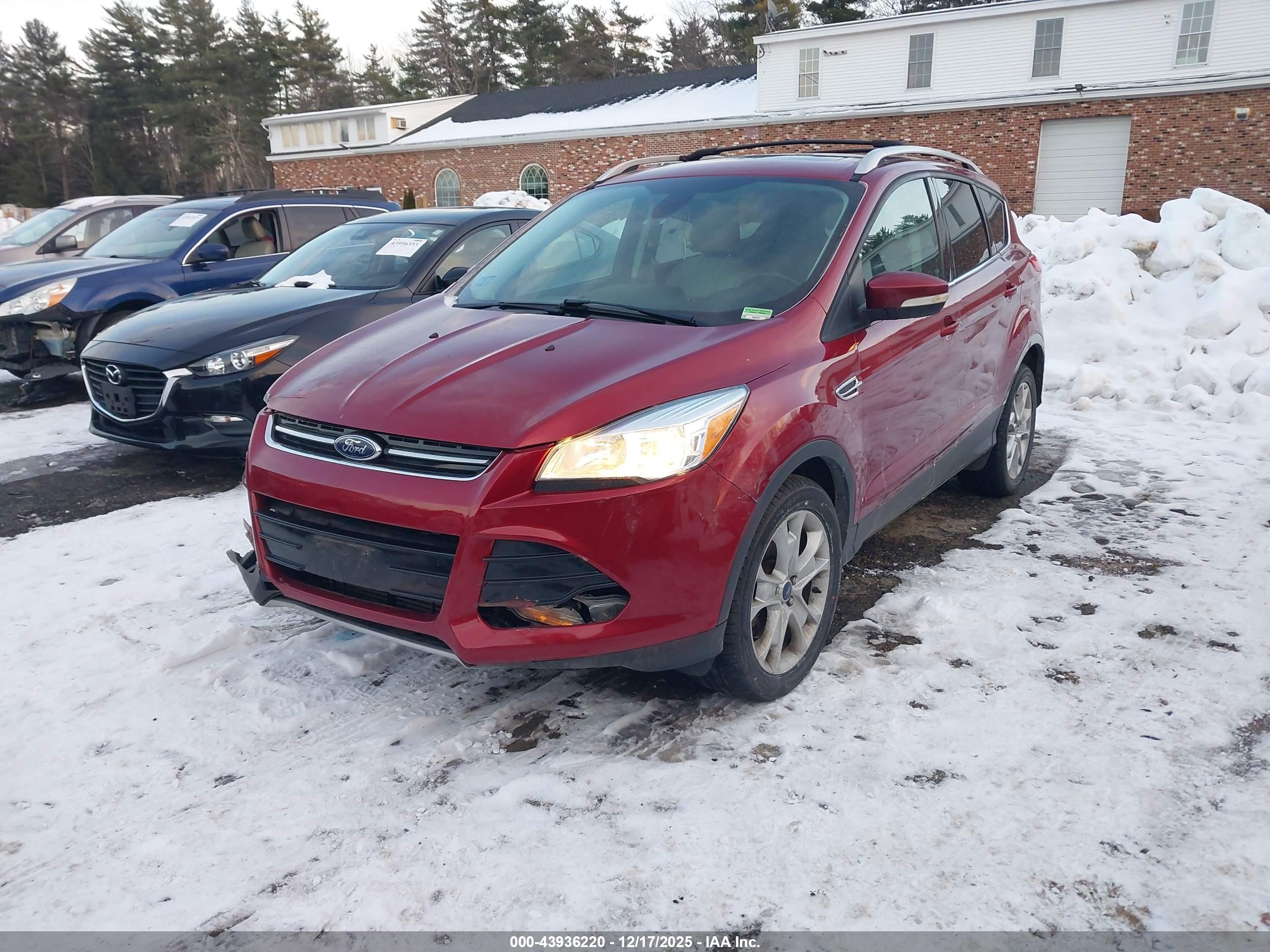 FORD ESCAPE image 2