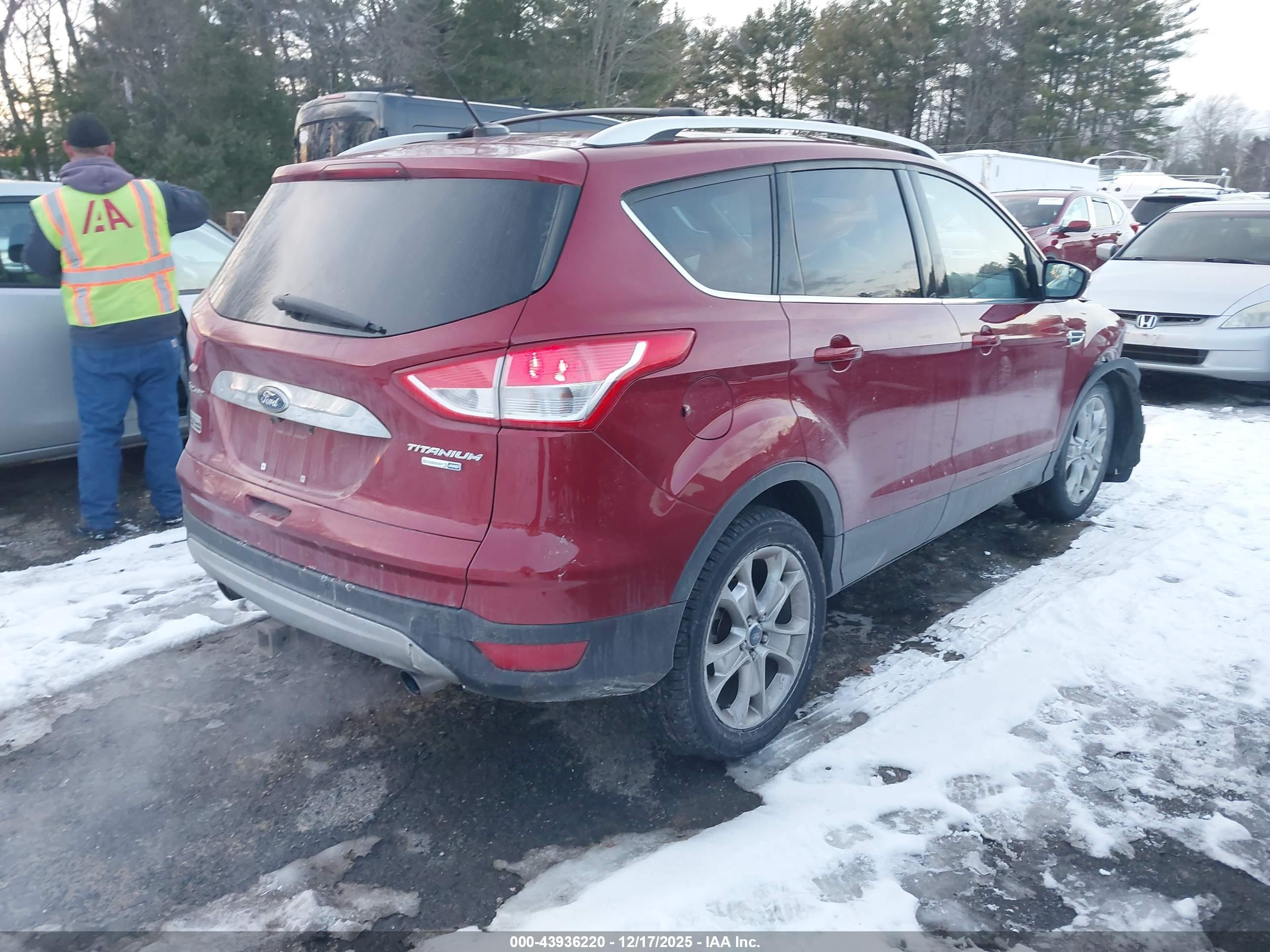 FORD ESCAPE image 4