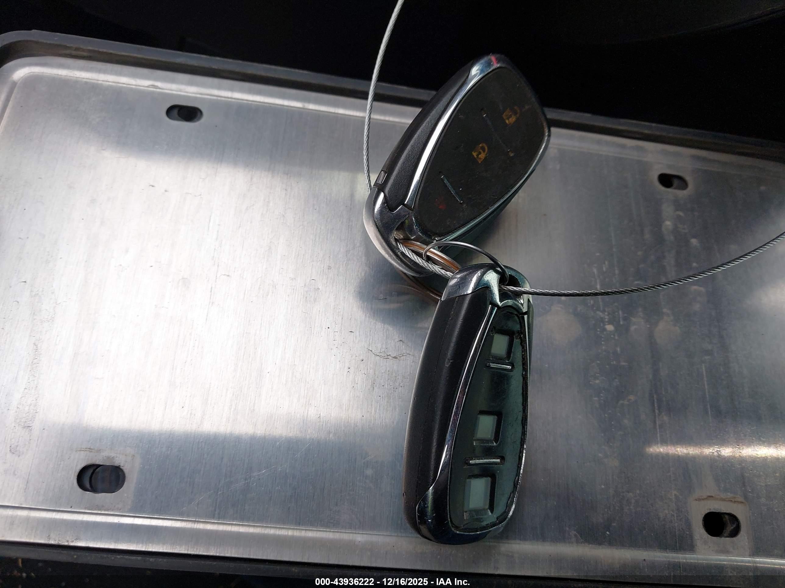 CHEVROLET EQUINOX image 11