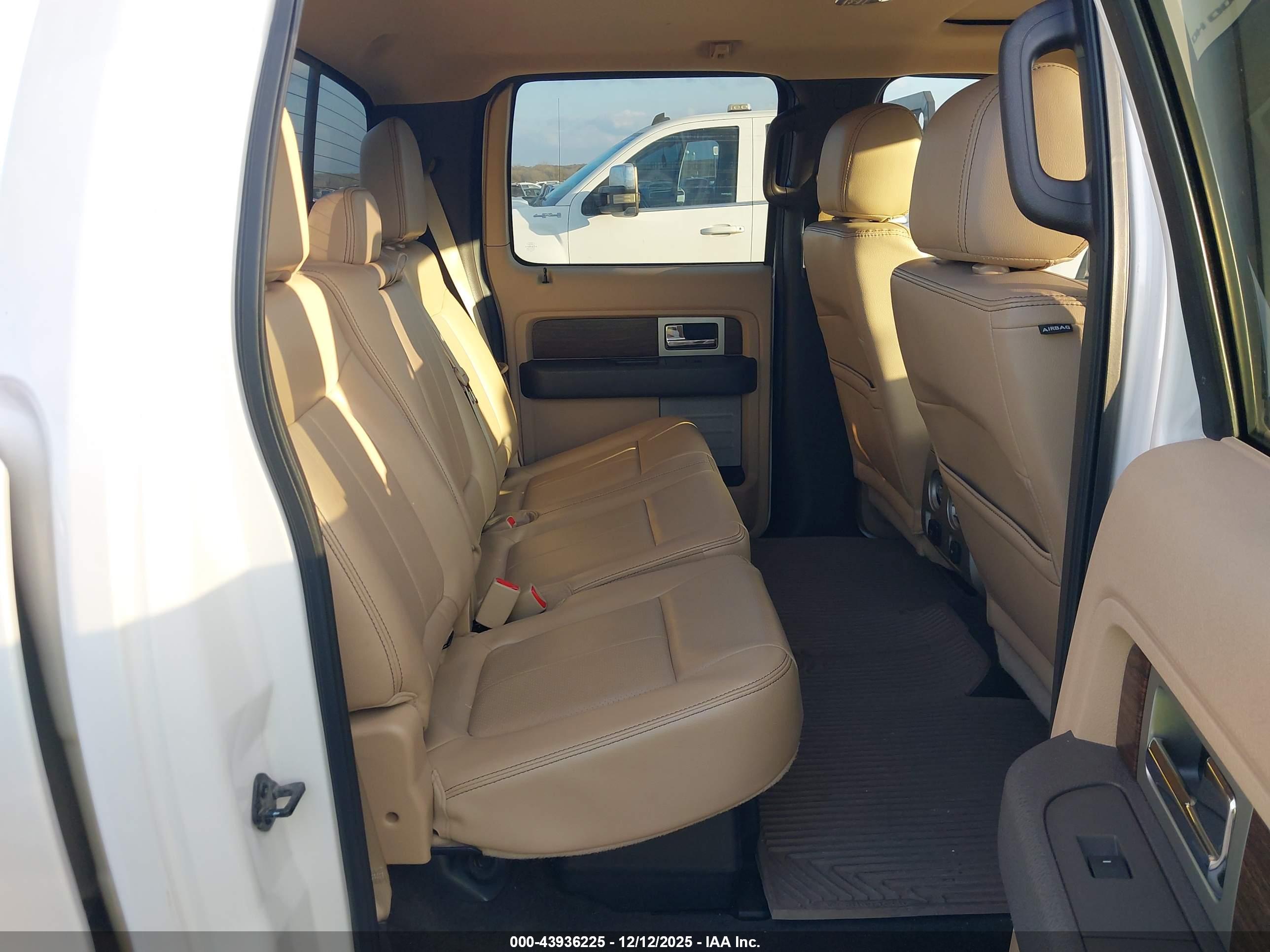 FORD F-150 image 8
