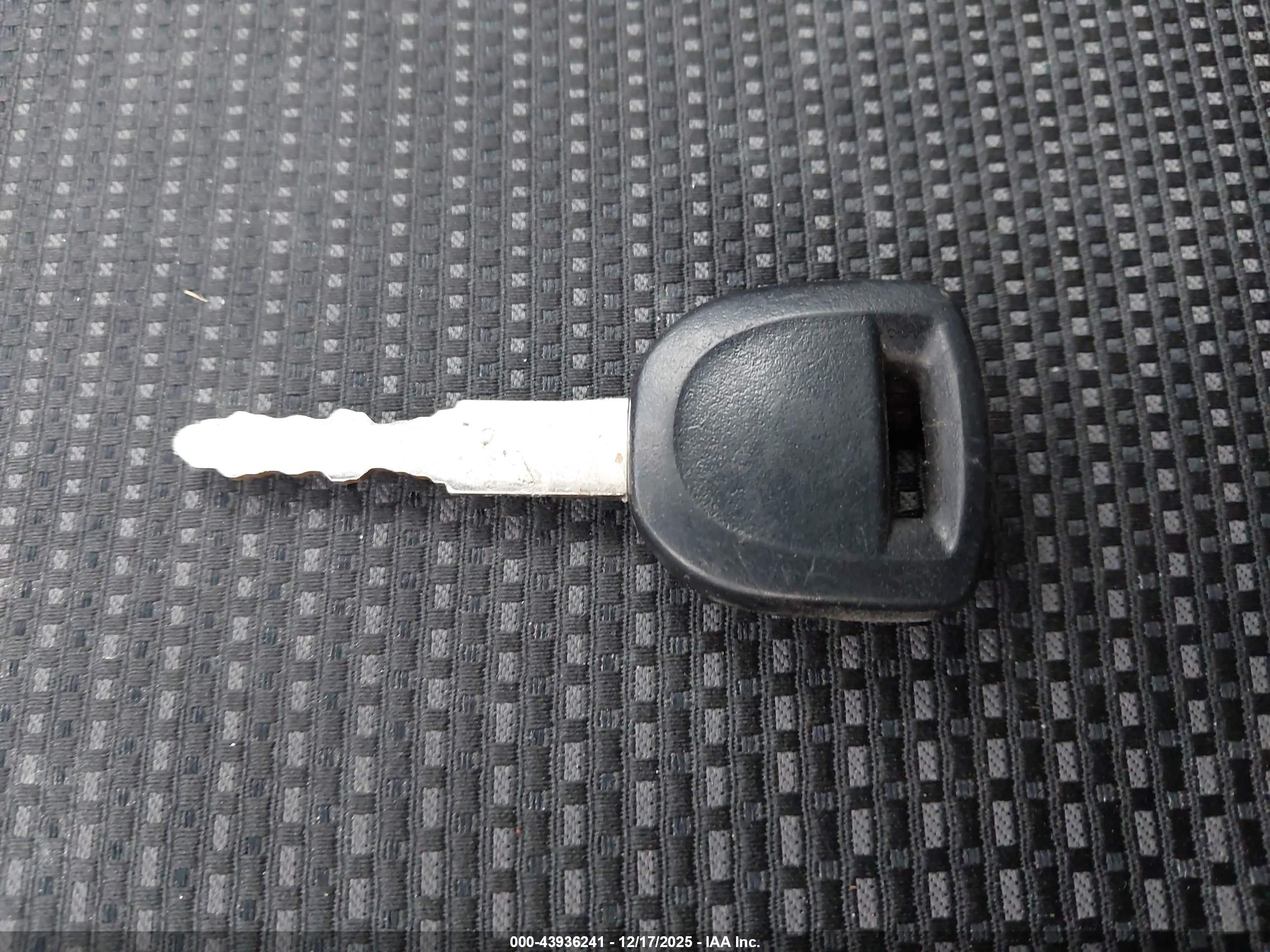 MAZDA MAZDA3 image 11