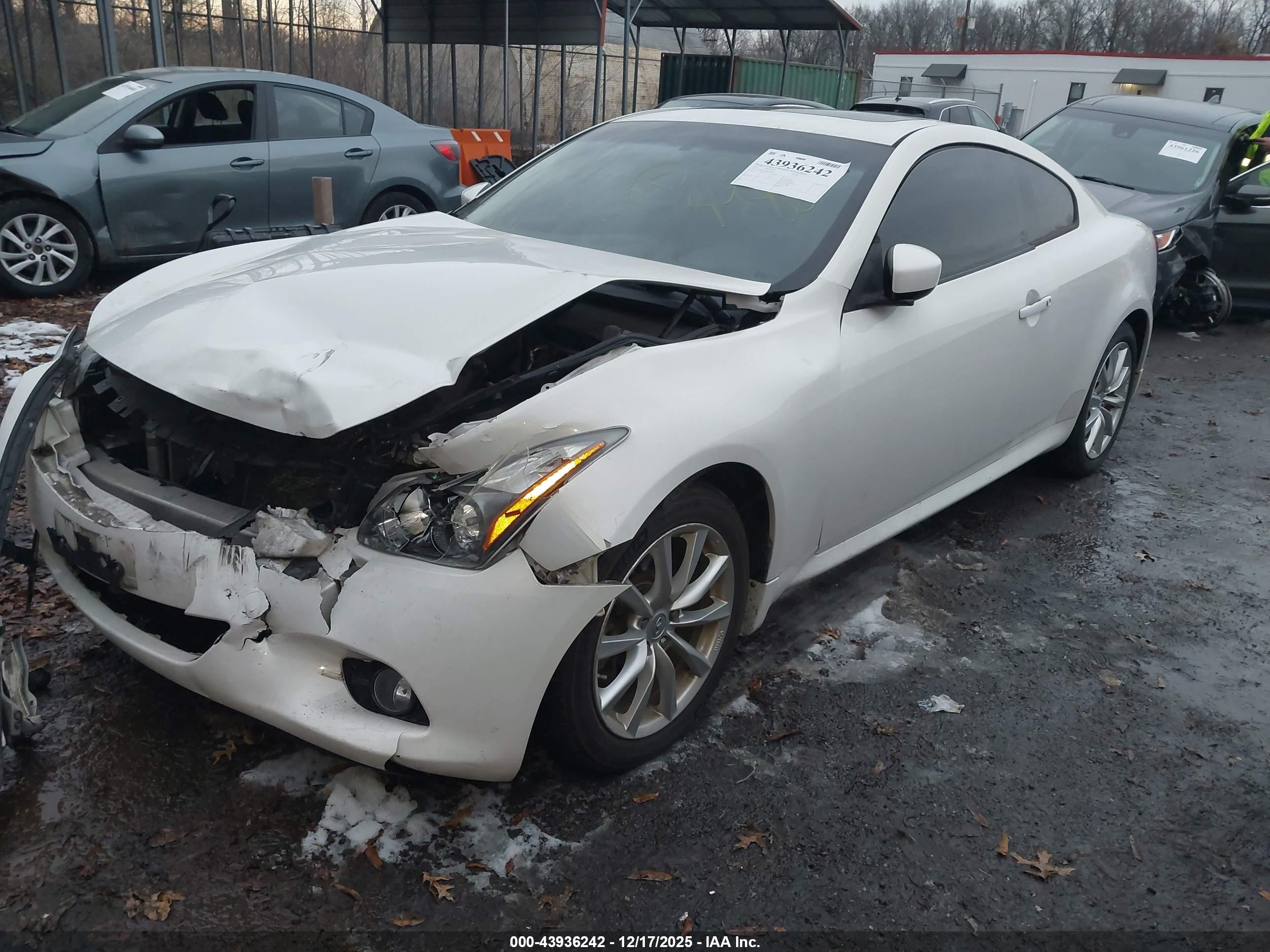 INFINITI G37X image 2
