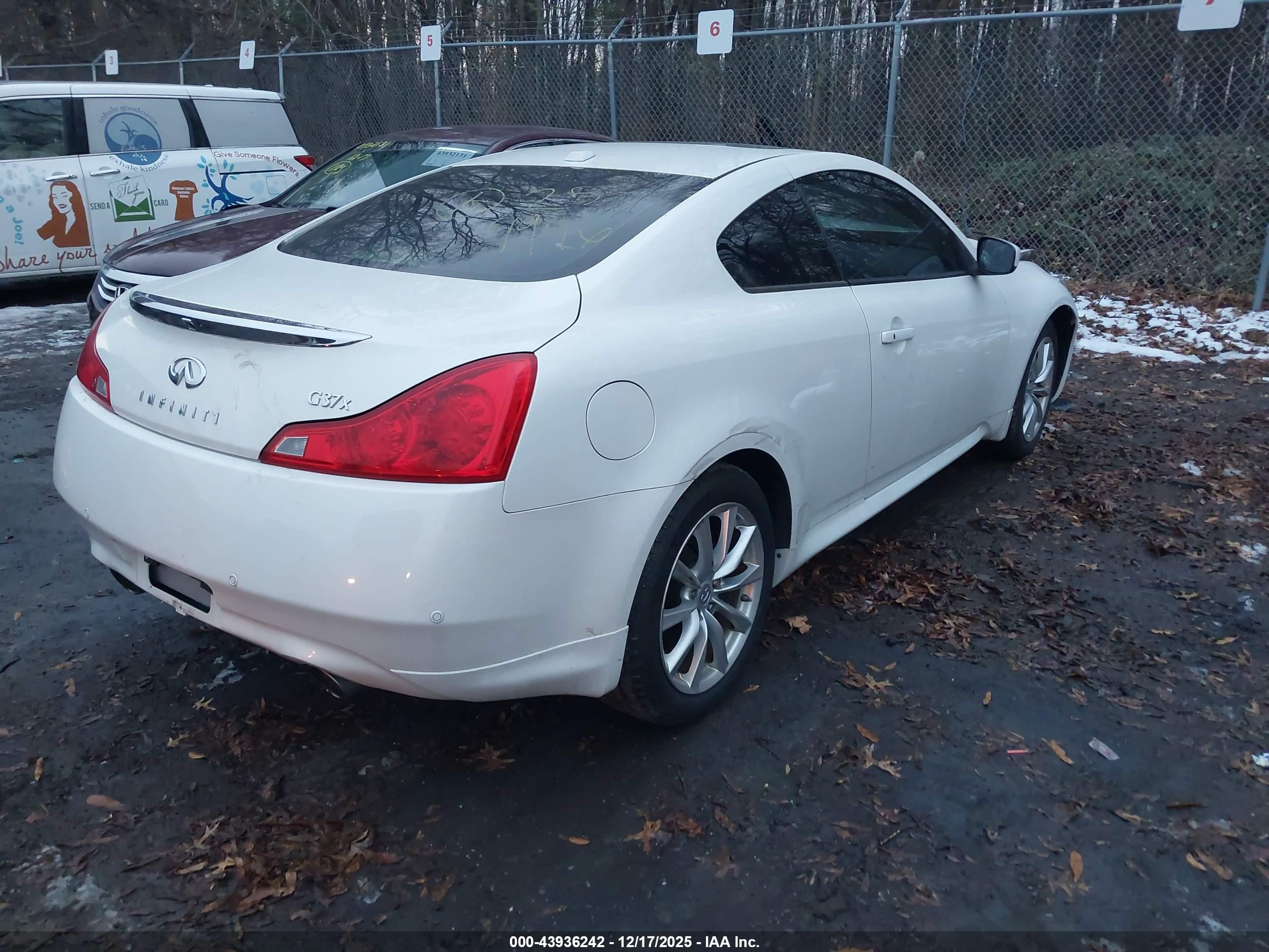 INFINITI G37X image 4