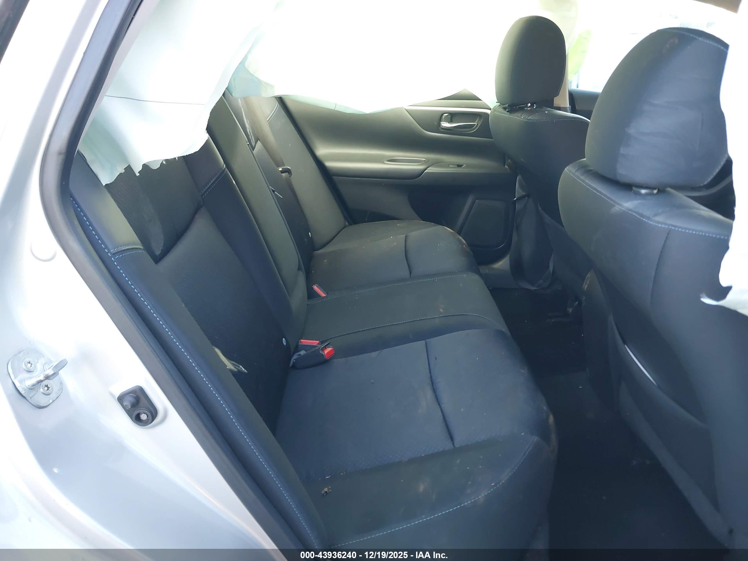 NISSAN ALTIMA image 8