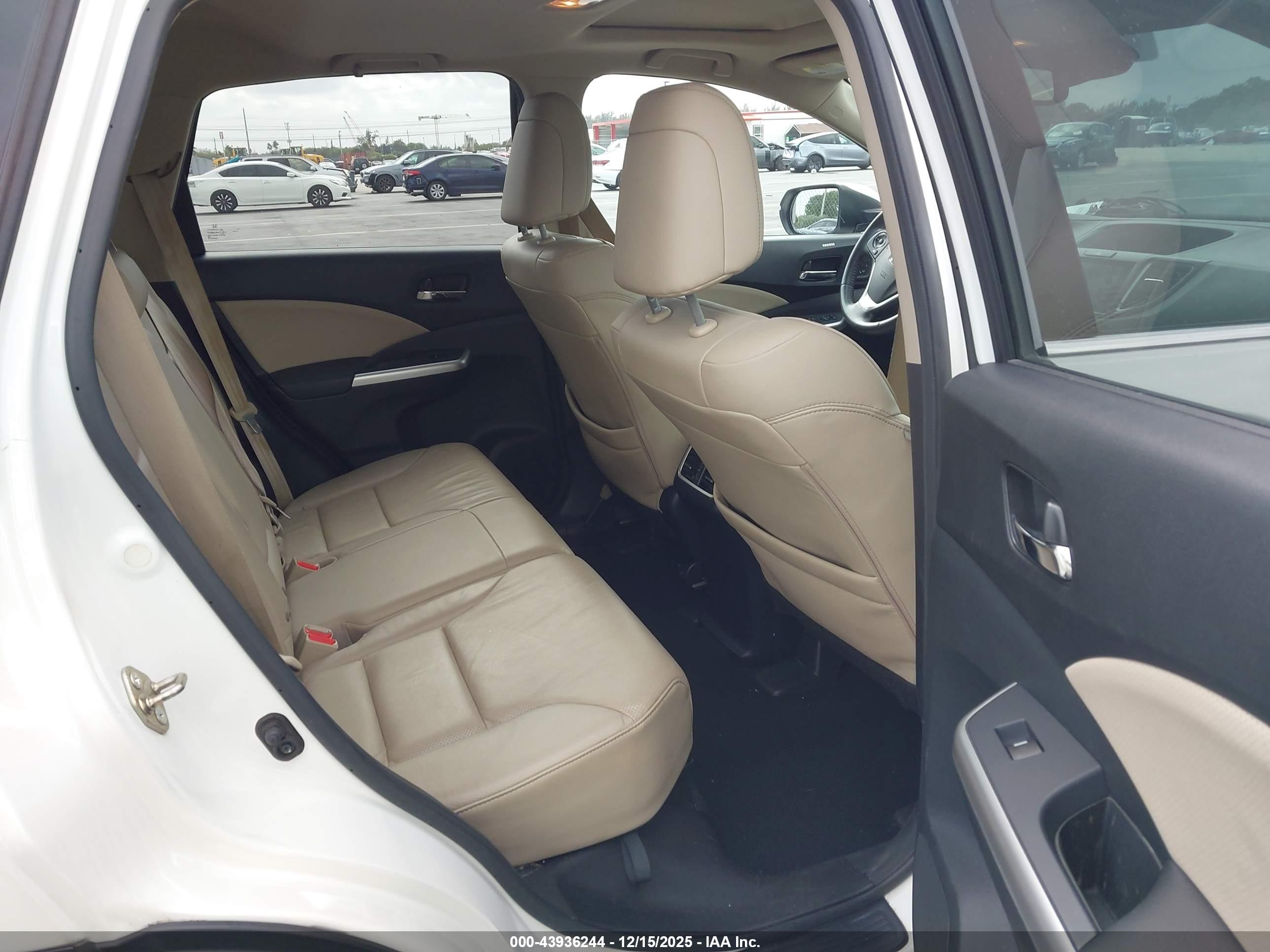 HONDA CR-V image 8