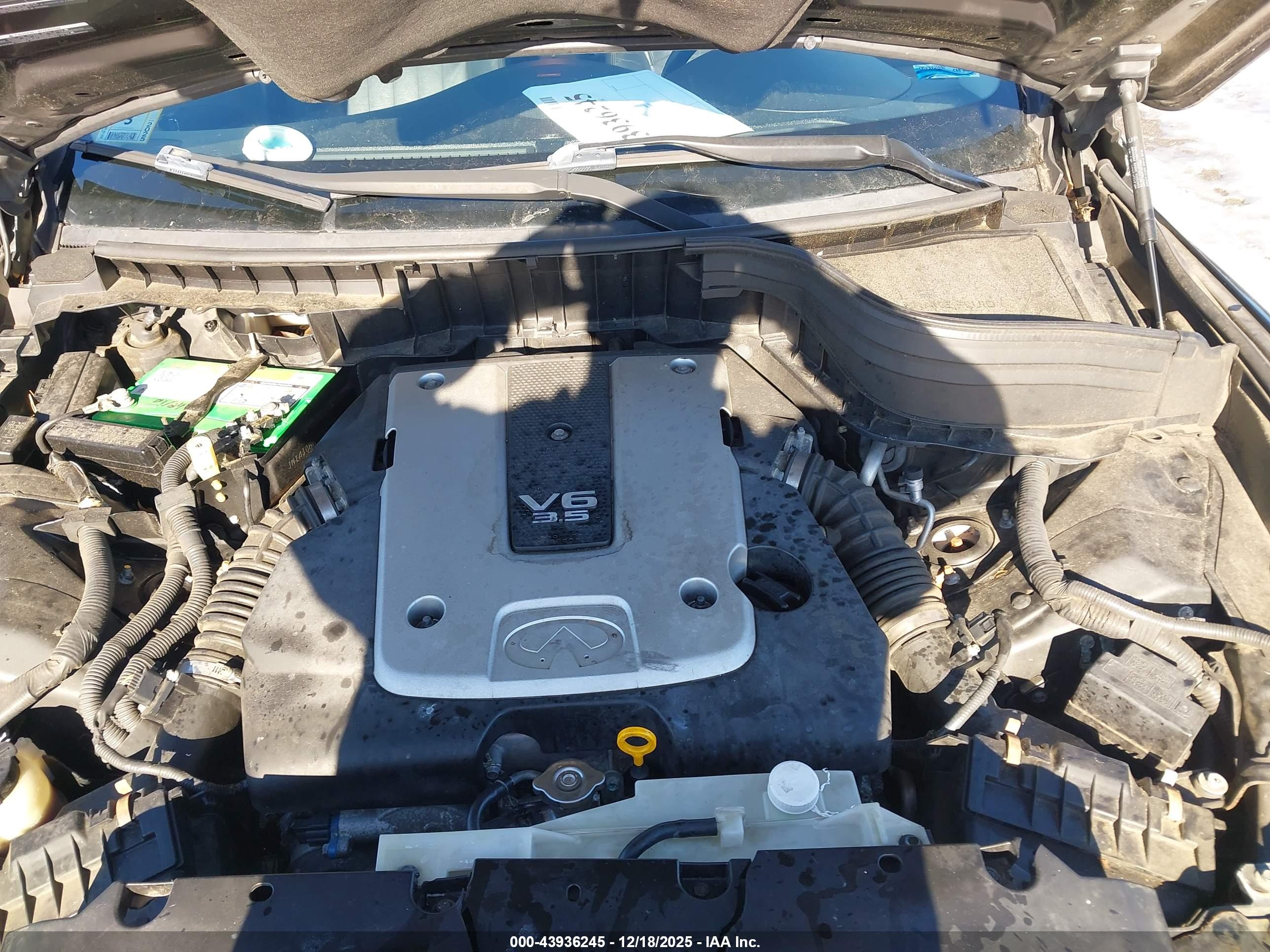 INFINITI EX35 image 10