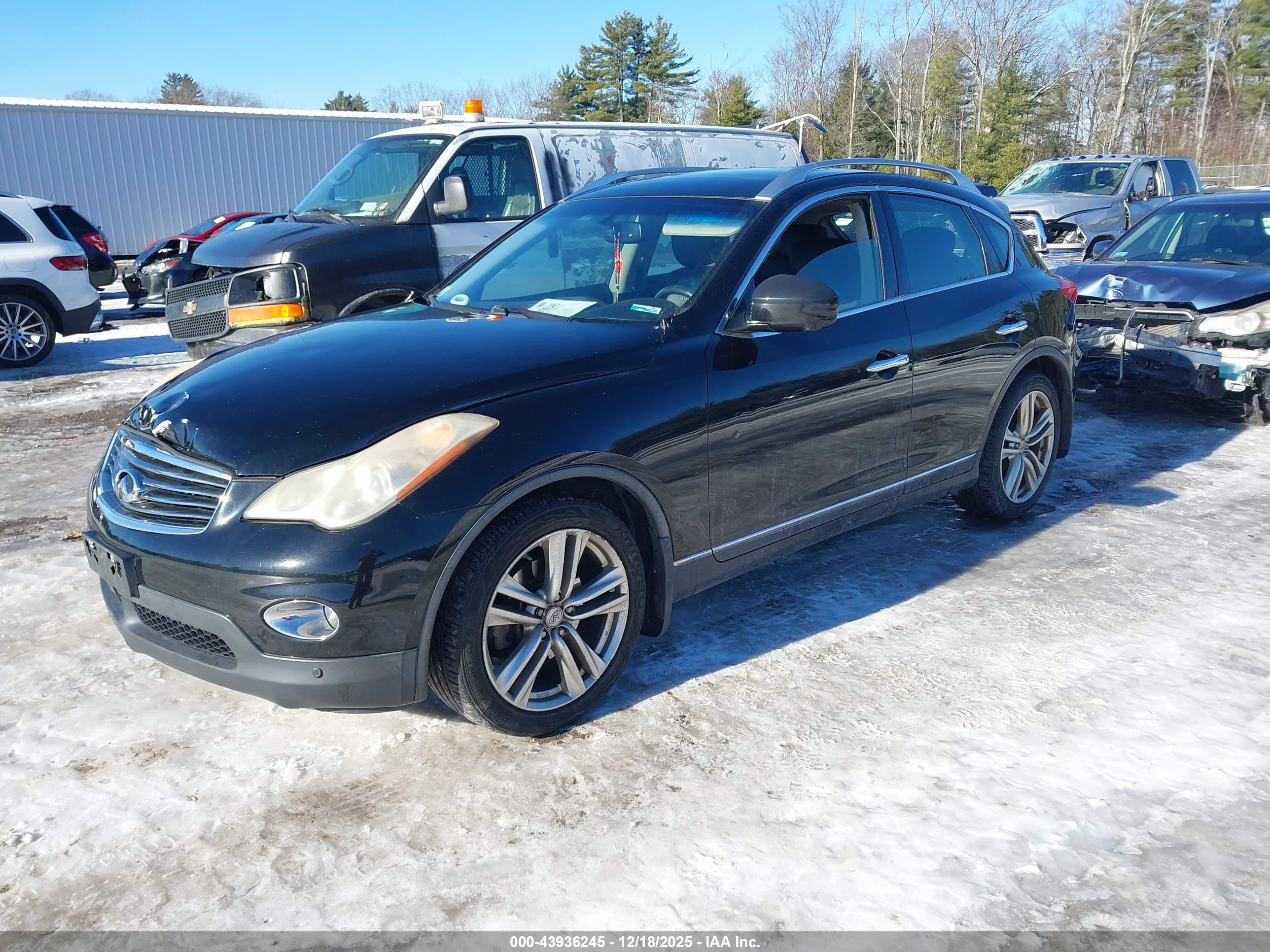 INFINITI EX35 image 2