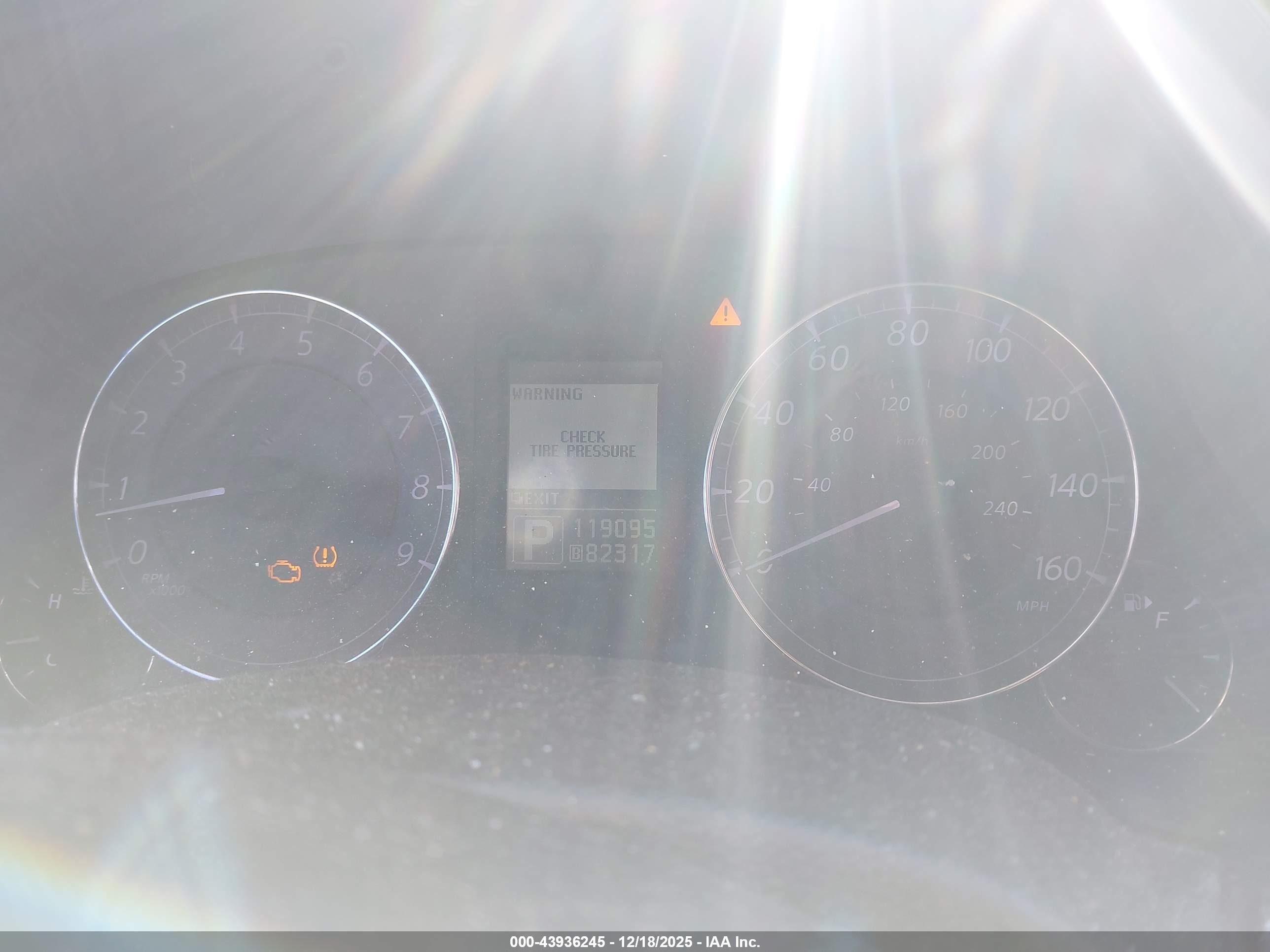 INFINITI EX35 image 7
