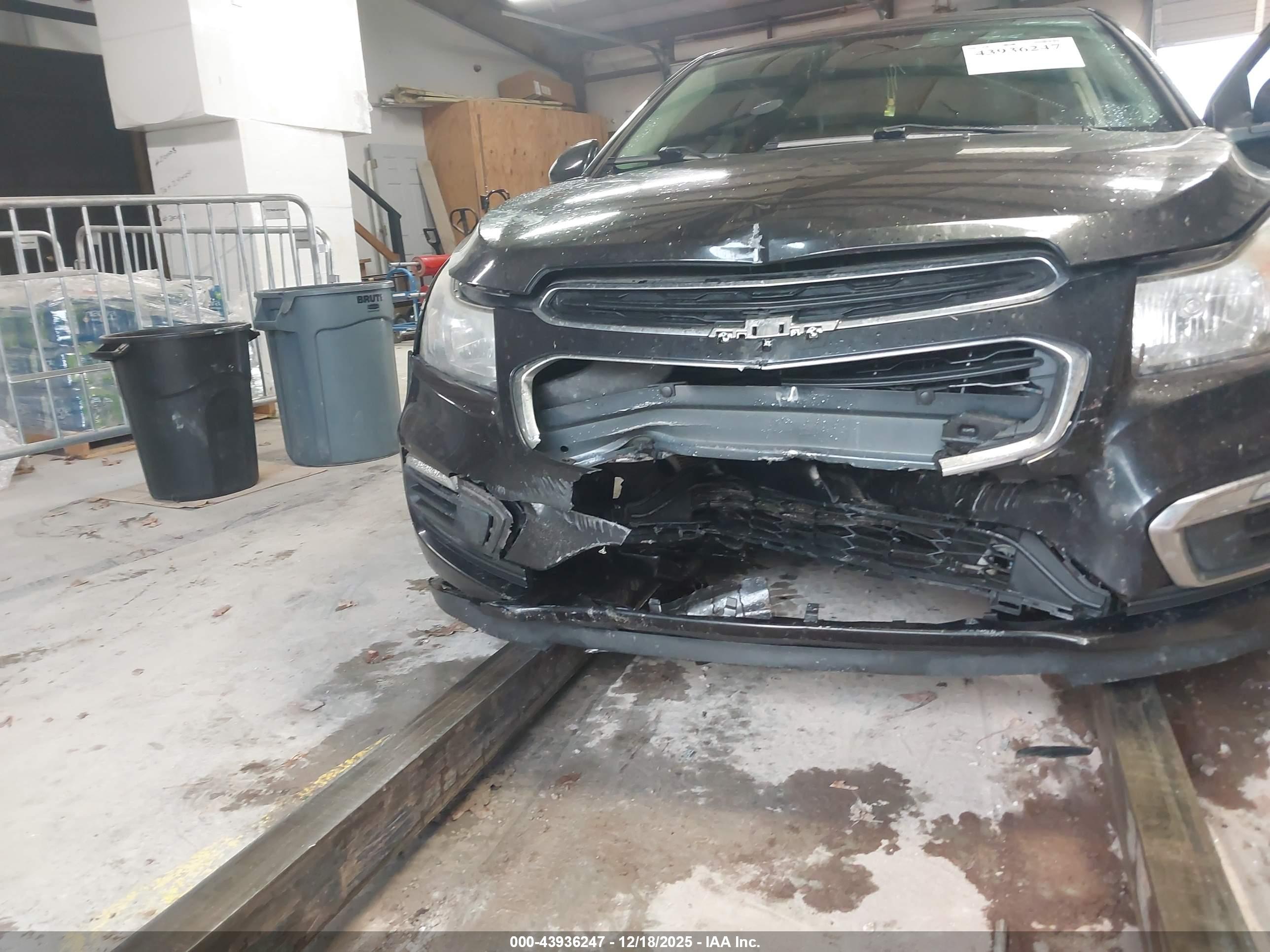 CHEVROLET CRUZE image 6