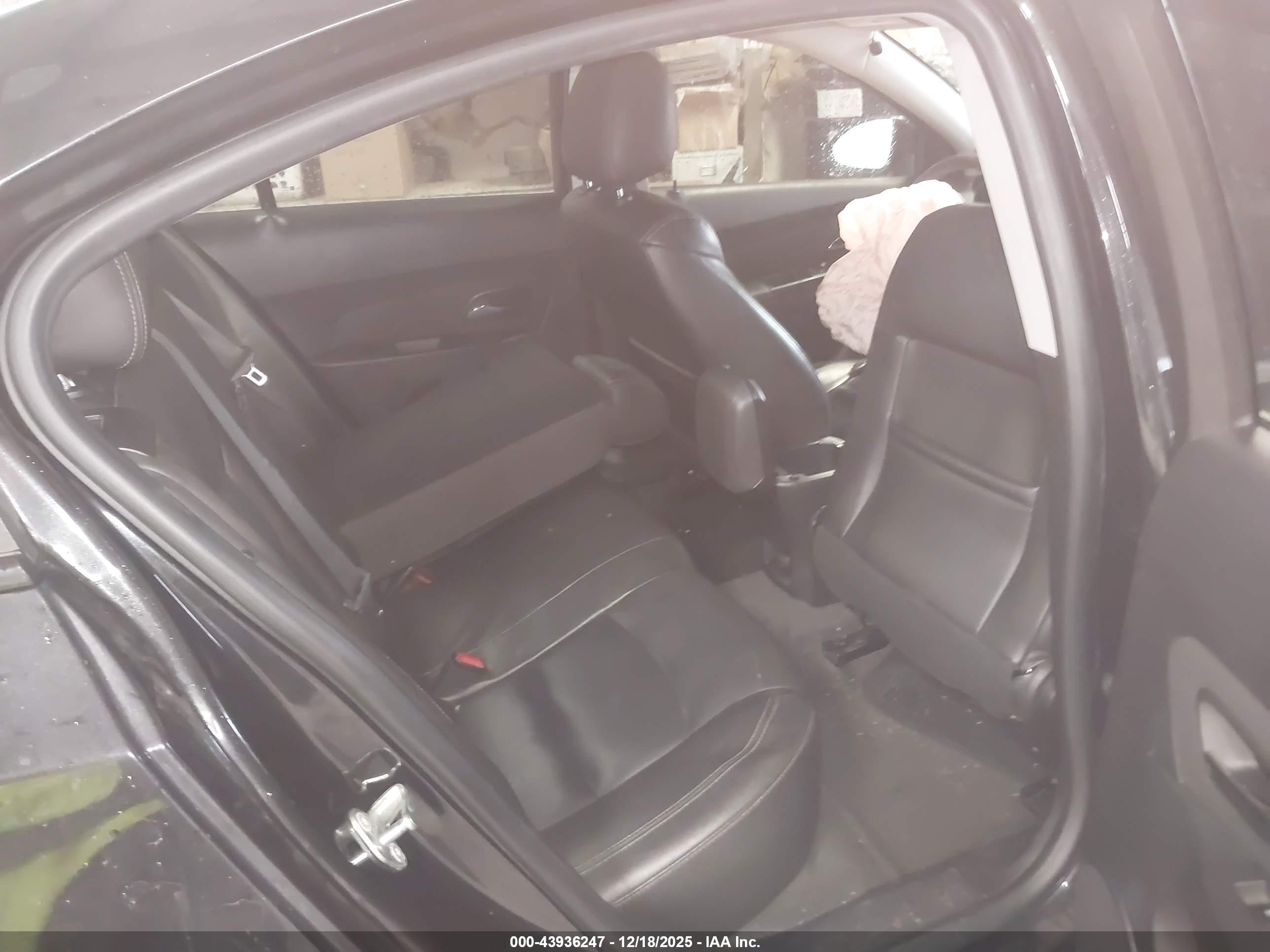 CHEVROLET CRUZE image 8
